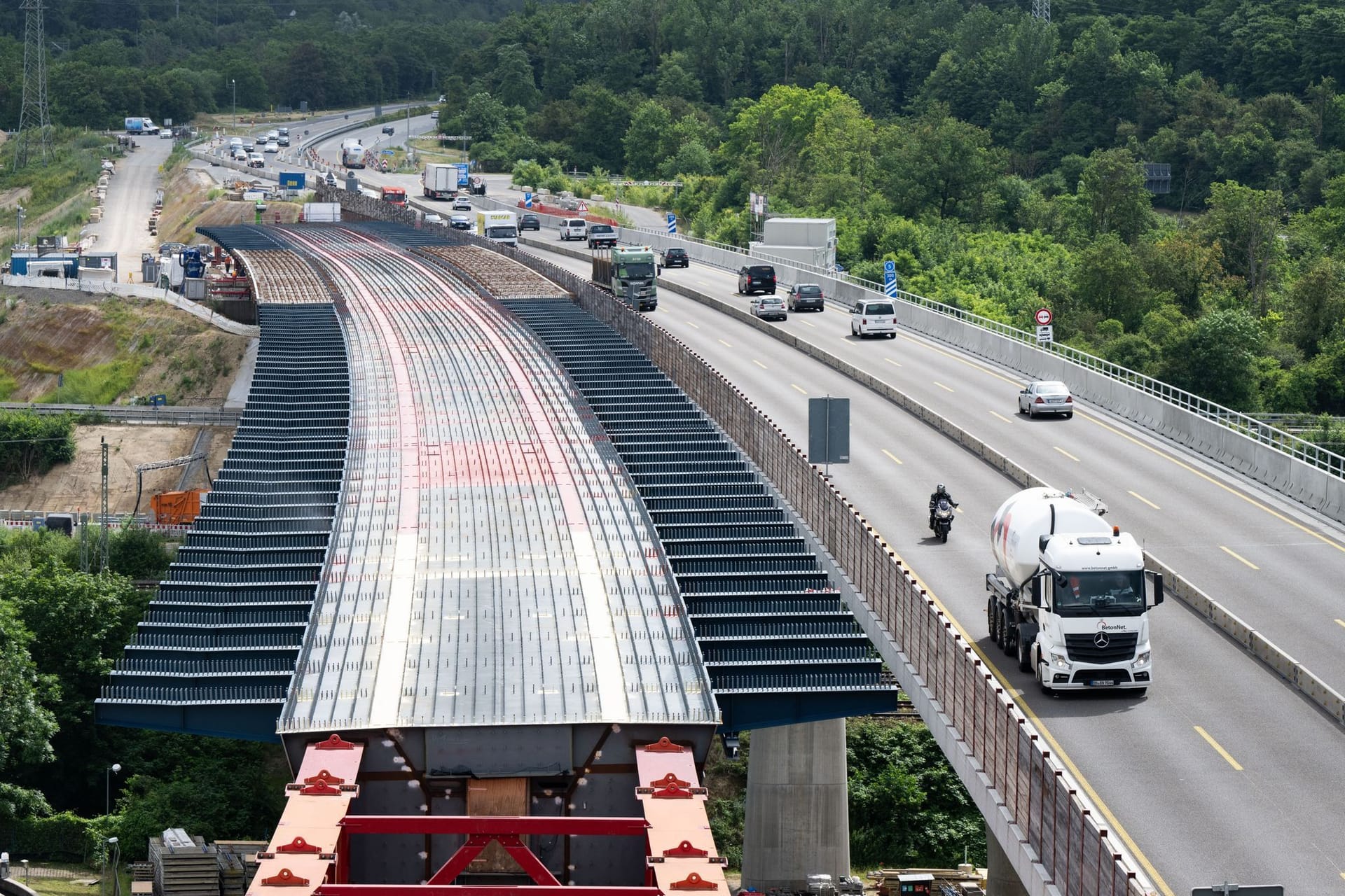 Salzbachtalbrücke