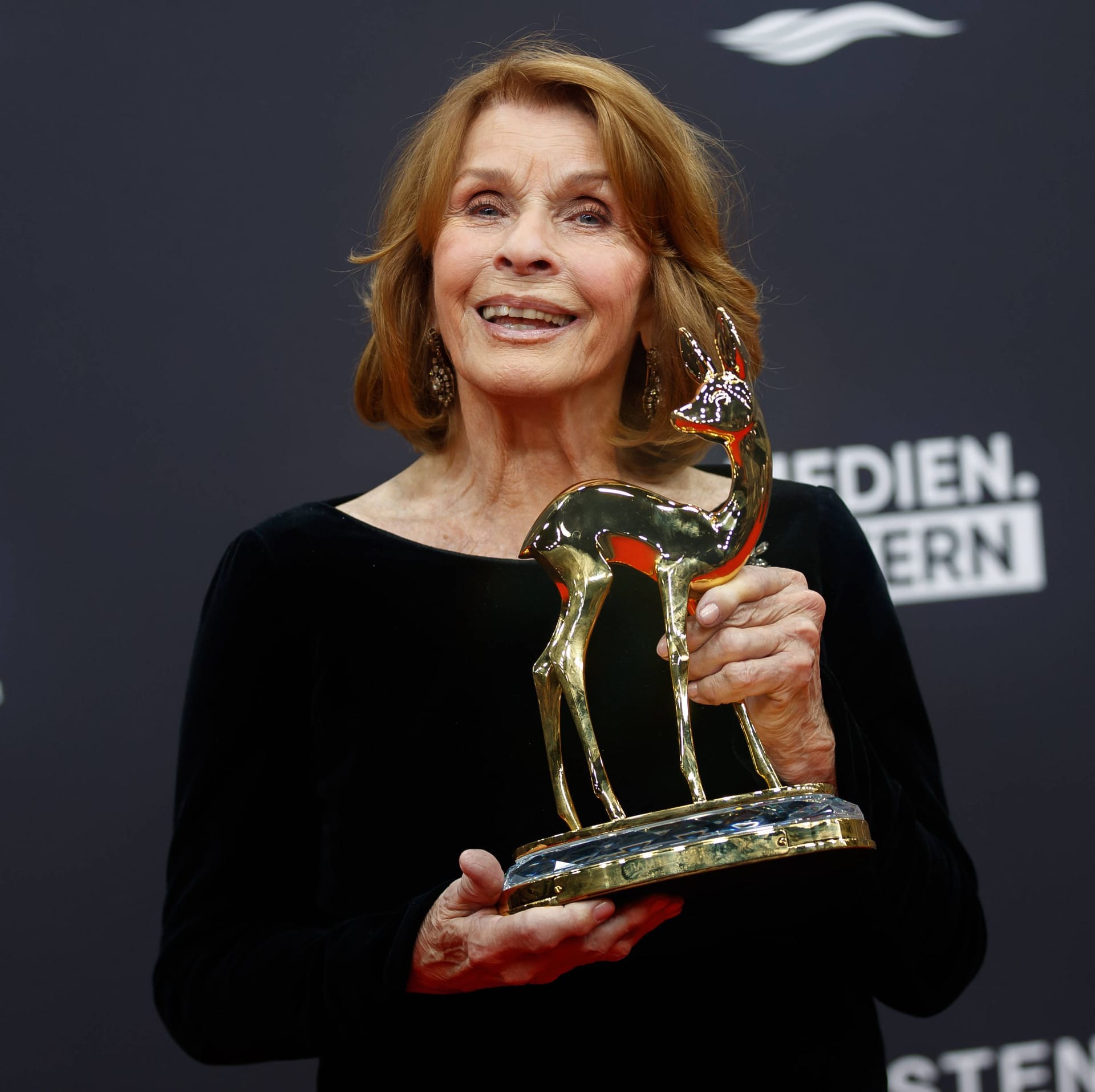 Senta Berger wurde 2023 mit einem Bambi ausgezeichnet.