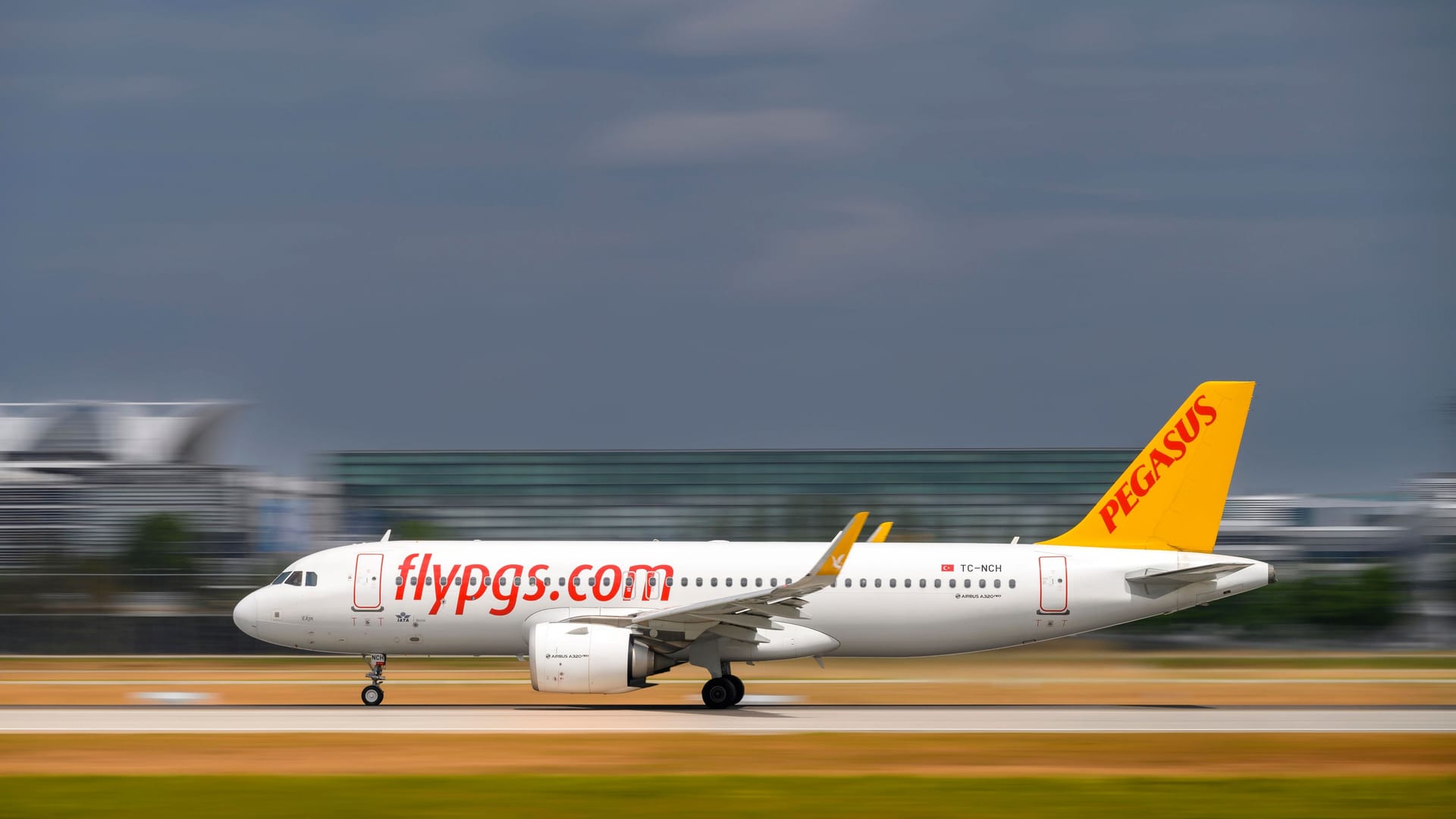 Eine Maschine von Pegasus Airlines: Die Strecke wird dreimal wöchentlich bedient.