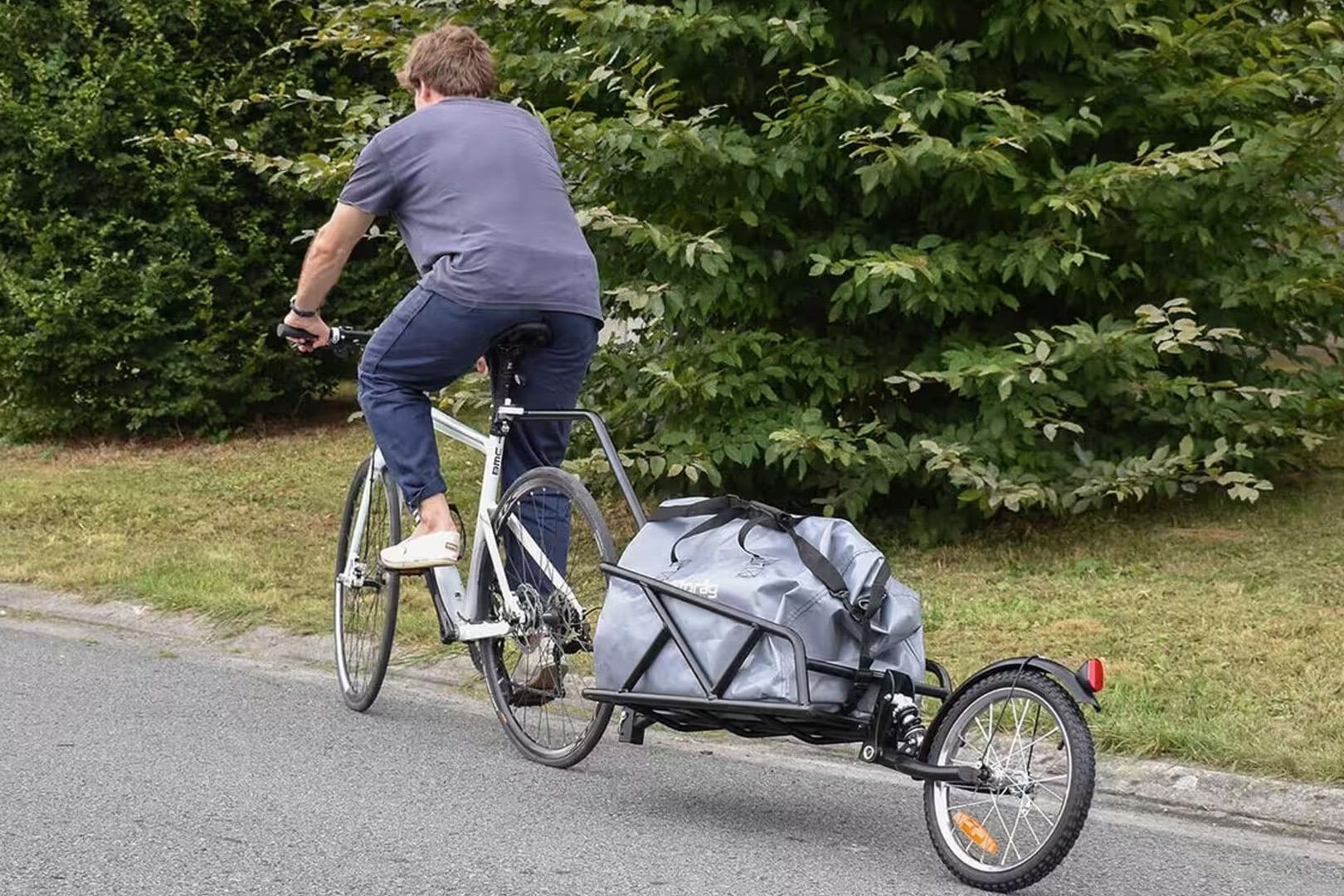 Egal, wohin Ihr nächstes Abenteuer Sie führt, mit einem Einrad-Fahrradanhänger haben Sie alles dabei, was Sie brauchen. (Symbolbild)