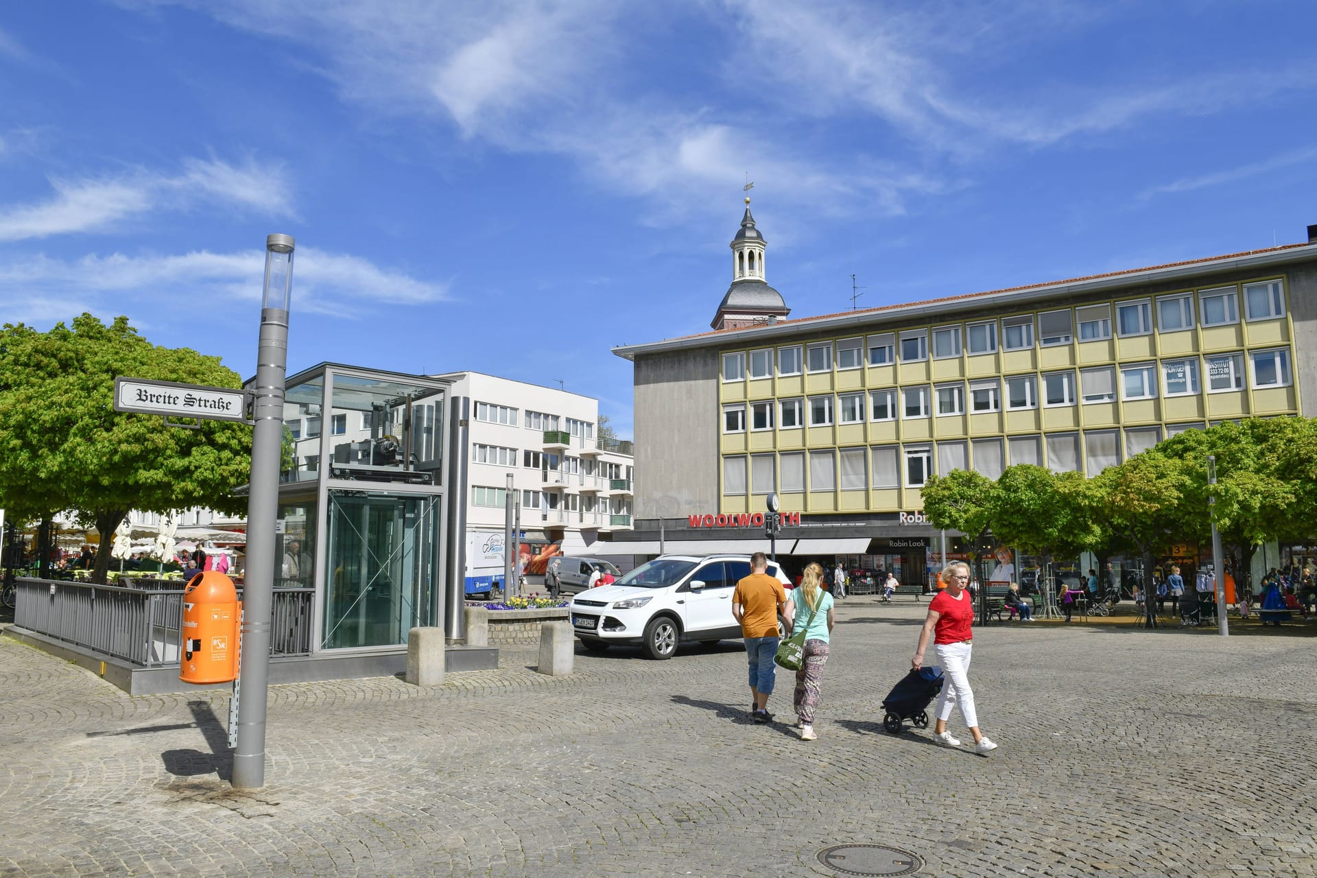 Der Marktplatz in der Altstadt Spandau: Hier musste eine Frau aus dem Auszug gerettet werden.