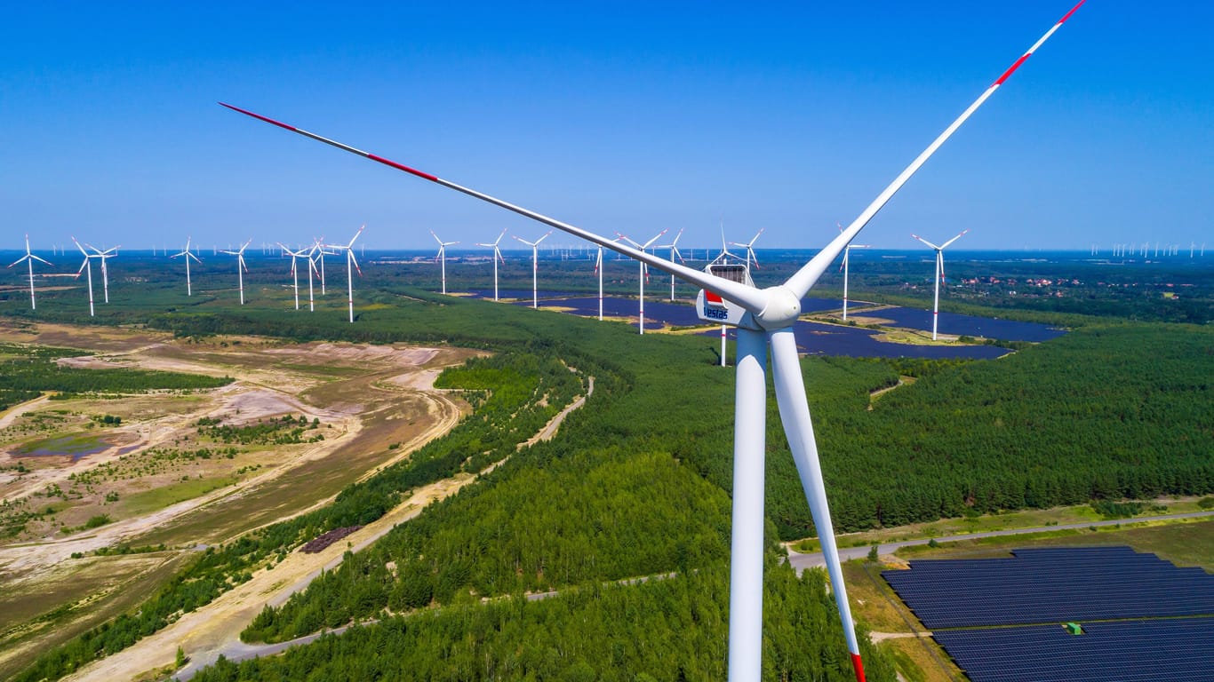 Energiepark in der Lausitz bei Klettwitz (Archivbild).