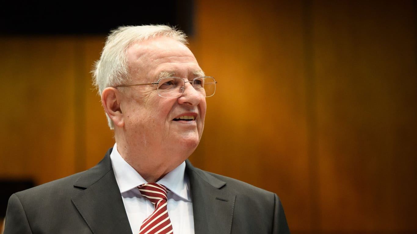 Martin Winterkorn, ehemaliger Vorstandsvorsitzender der Volkswagen AG (Archivfoto): Der einst bestbezahlte Top-Manager Deutschlands muss sich vor Gericht verantworten.