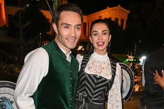 Ed Westwick und Amy Jackson auf der Wiesn