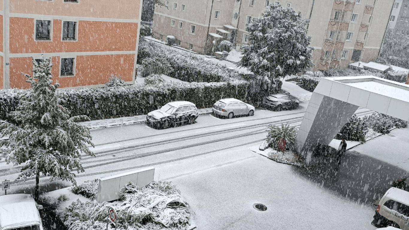 Schneefall in Bad Gastein: Ein paar Tage zuvor waren hier noch über 20 Grad.