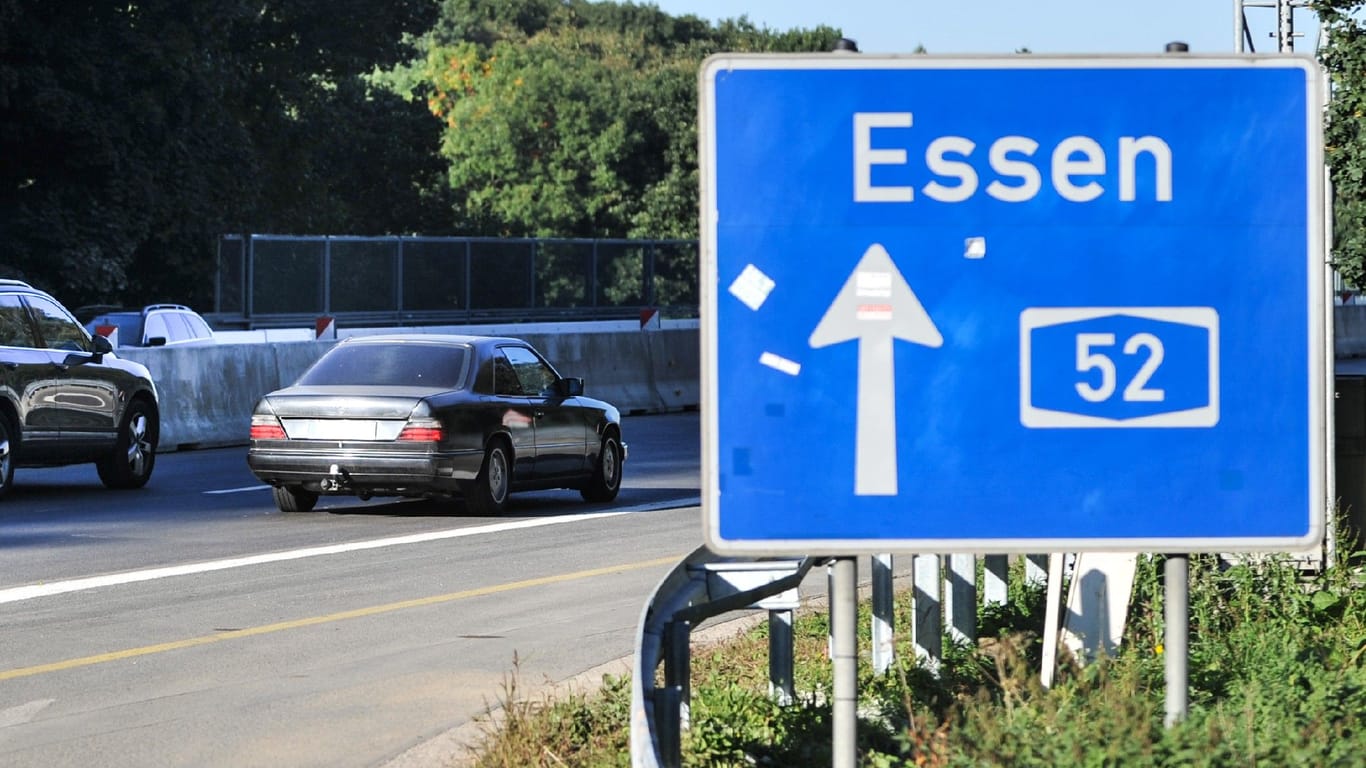 Die A52 in Essen (Archivbild): Hier kommt es ab Montag zu Einschränkungen.