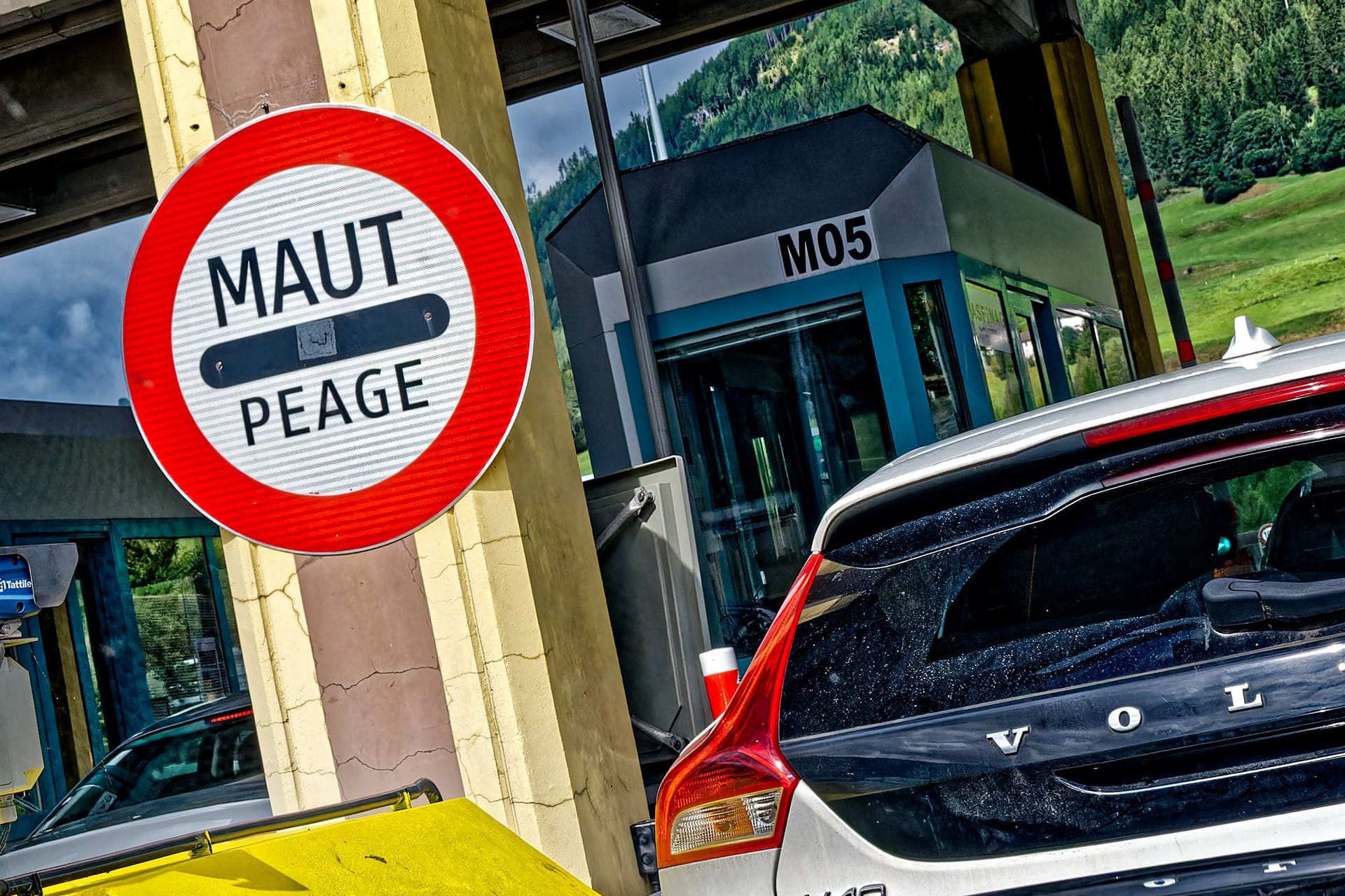 Preisanstieg: Die Jahresvignette für Österreichs Autobahnen wird teurer.