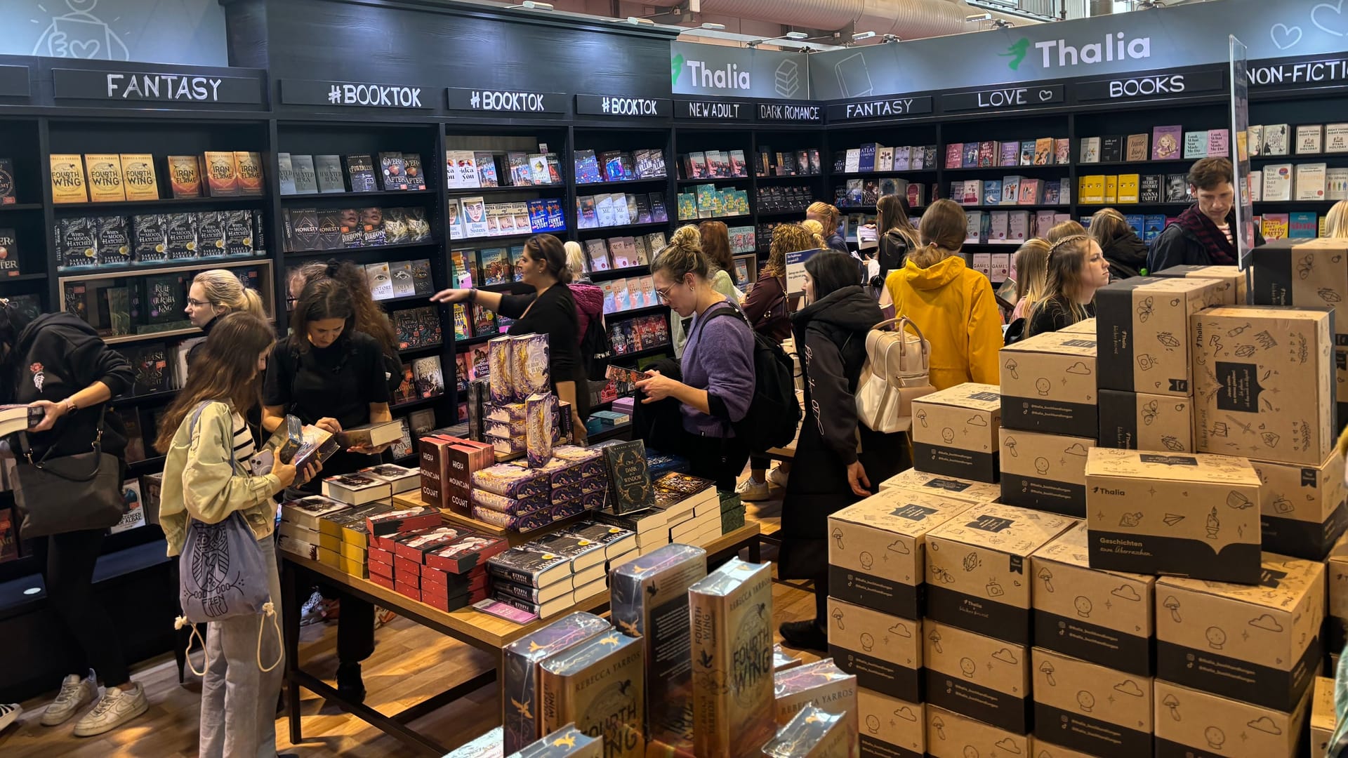 Auf kaum einer Fläche der Frankfurter Buchmesse ist so viel los wie in Halle 1.2.