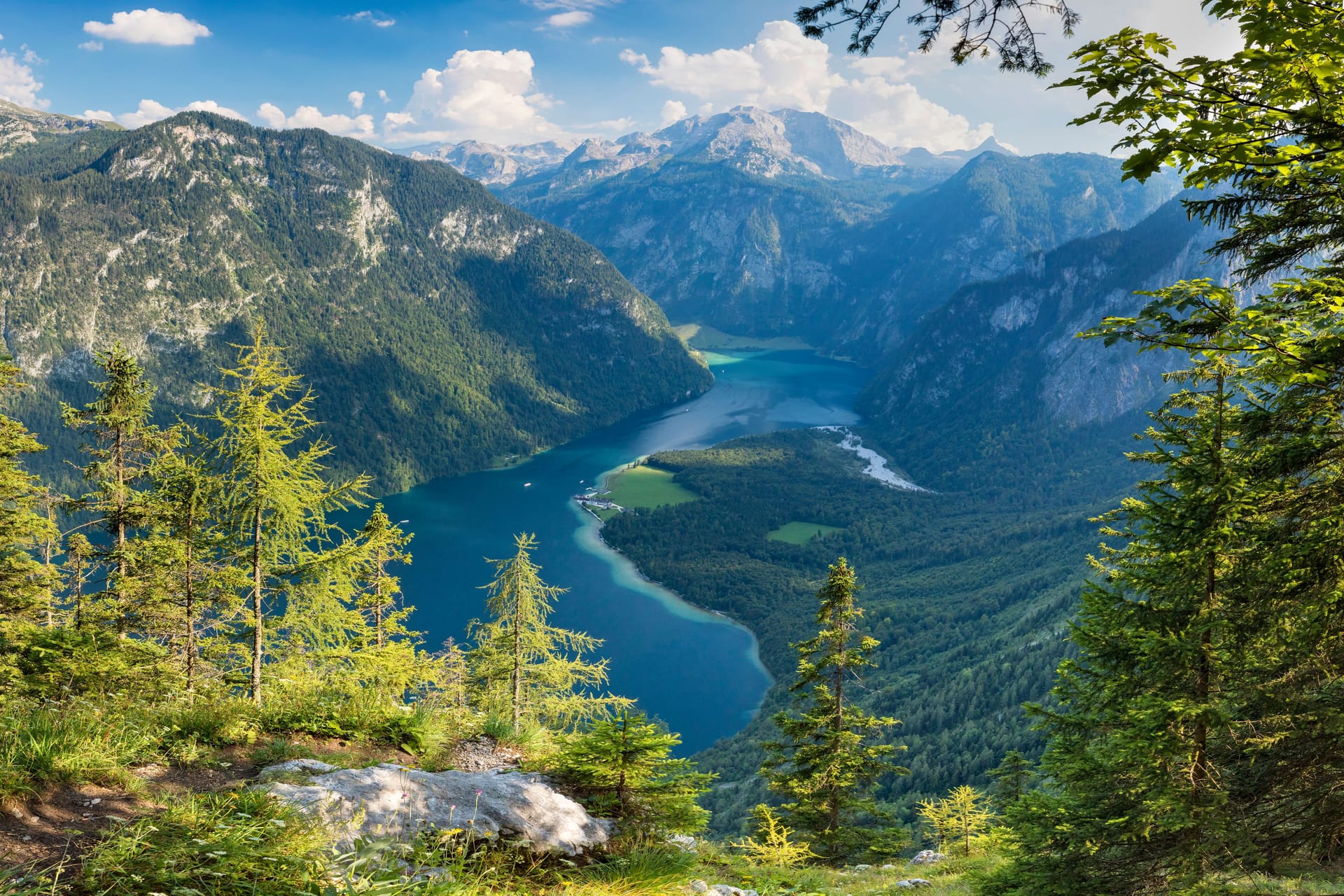 Blick auf den bayerischen Königssee: Das Gewässer im Nationalpark Berchtesgarden erfreut sich großer Beliebtheit.