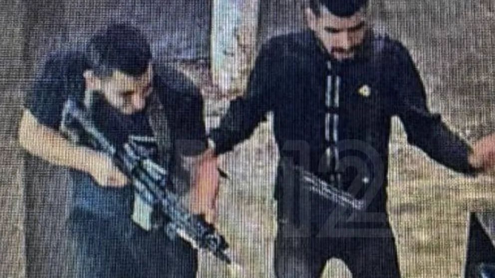 Zwei Männer sollen in Tel Aviv einen Schusswaffen-Angriff begangen haben.