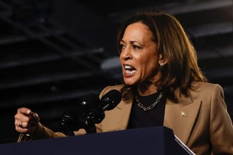 Kamala Harris: Die demokratische Kandidatin muss für den Wahlsieg an Profil gewinnen, sagt Ronald D. Gerste.