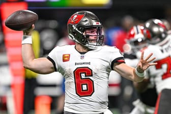 Baker Mayfield von den Tampa Bay Buccaneers: Sein Team muss aus Florida flüchten.