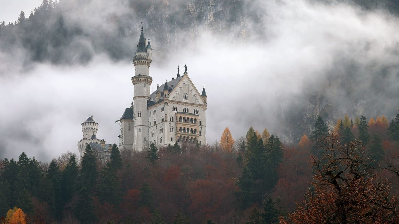 Herbstliches Schloss Neuschwanstein