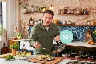 Nur noch heute: Mit einem exklusiven Gutscheincode bekommen Sie die Jamie-Oliver-Pfanne von Tefal für weniger als 50 Euro.