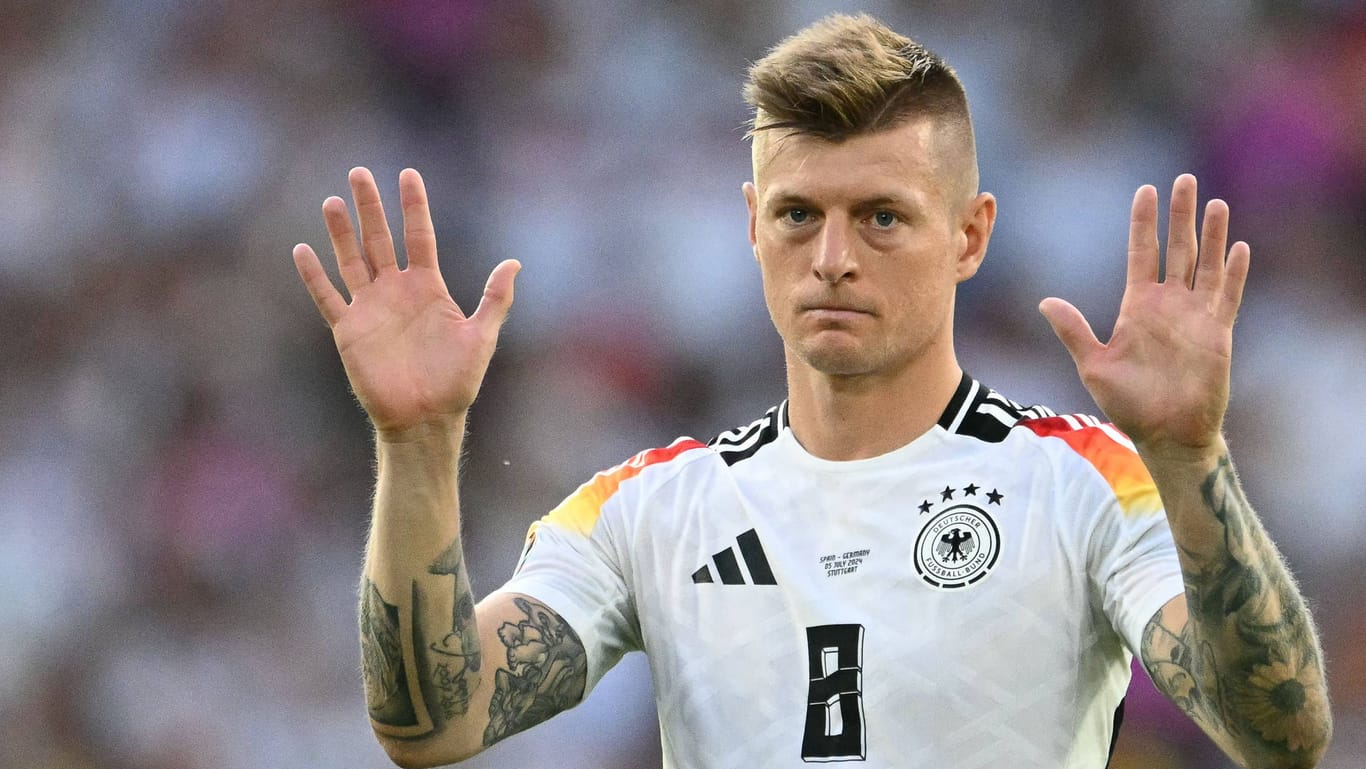 Toni Kroos: Er ist angesichts der Belastung für die Spieler froh, seine Karriere mittlerweile beendet zu haben.