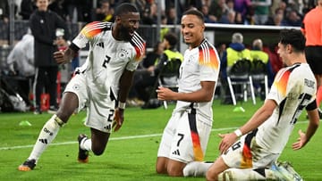 Die deutsche Nationalmannschaft hat auch die Niederlande mit 1:0 besiegt und damit die Tabellenführung in der Nations League ausgebaut. Der Siegtreffer gelang Jamie Leweling, der damit ein Traumdebüt für die DFB-Elf feierte. Andere enttäuschten dagegen. Die Einzelkritik.