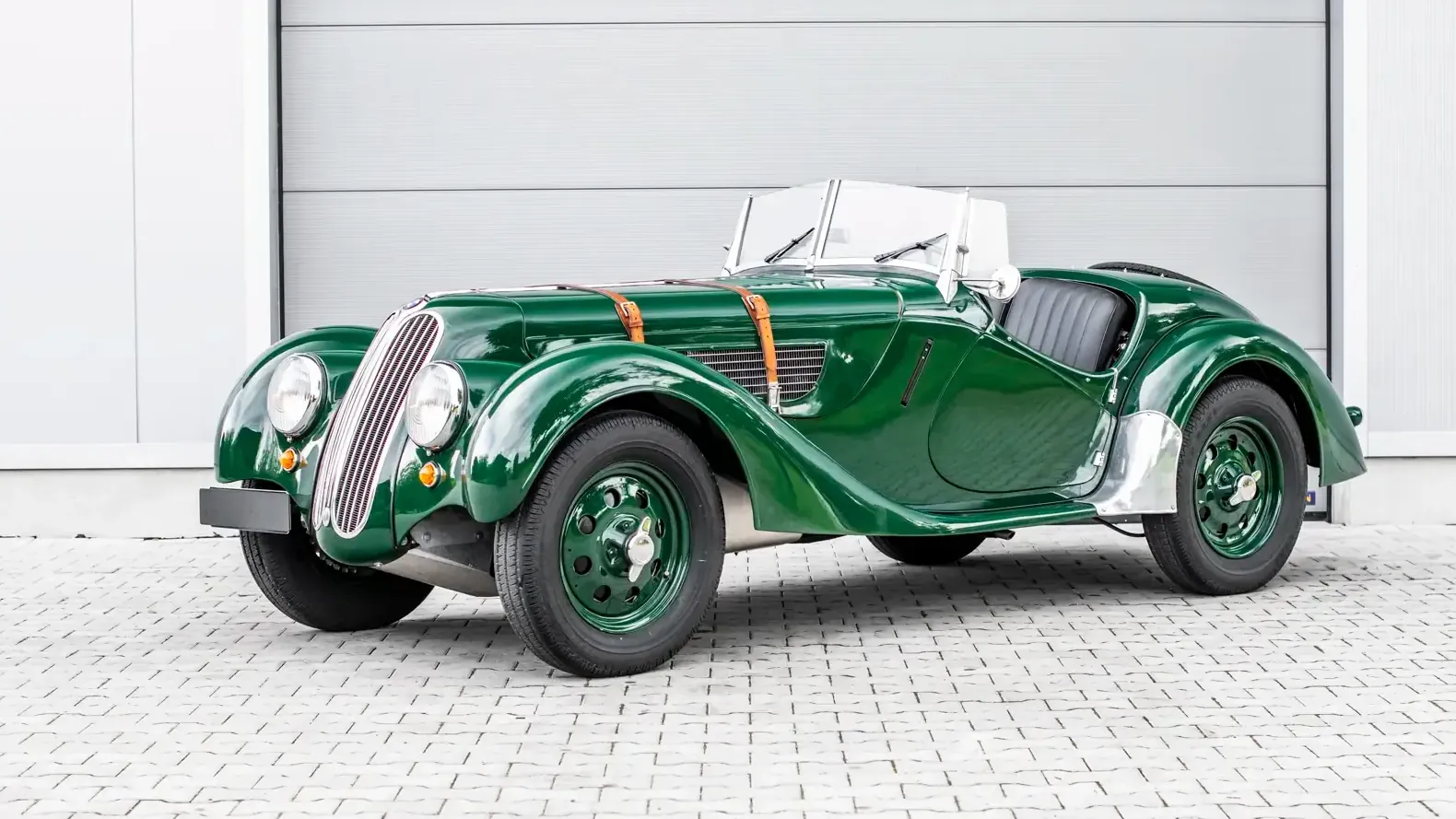 BMW 328 Roadster: Er ist einer der begehrtesten Oldtimer der Marke.