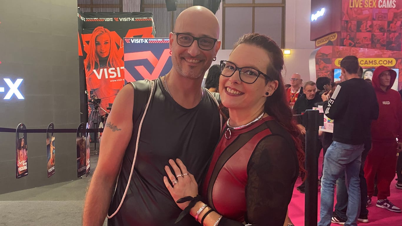 Mitch und Mandy aus der Schweiz: Die beiden schätzen die Offenherzigkeit der Besucher auf der Venus.