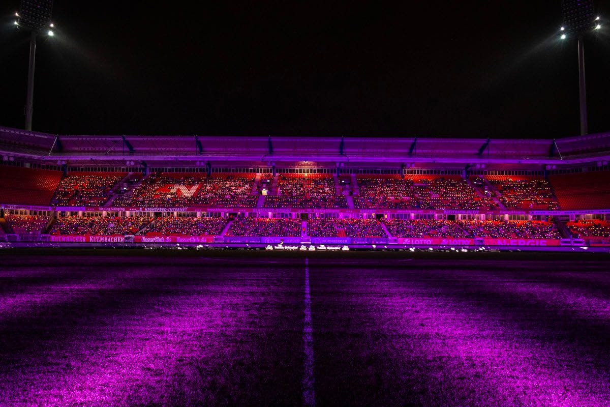 Adventssingen im Max-Morlock-Stadion (Archivbild): Ein Euro vom Ticketpreis wird zugunsten eines guten Zwecks gespendet.