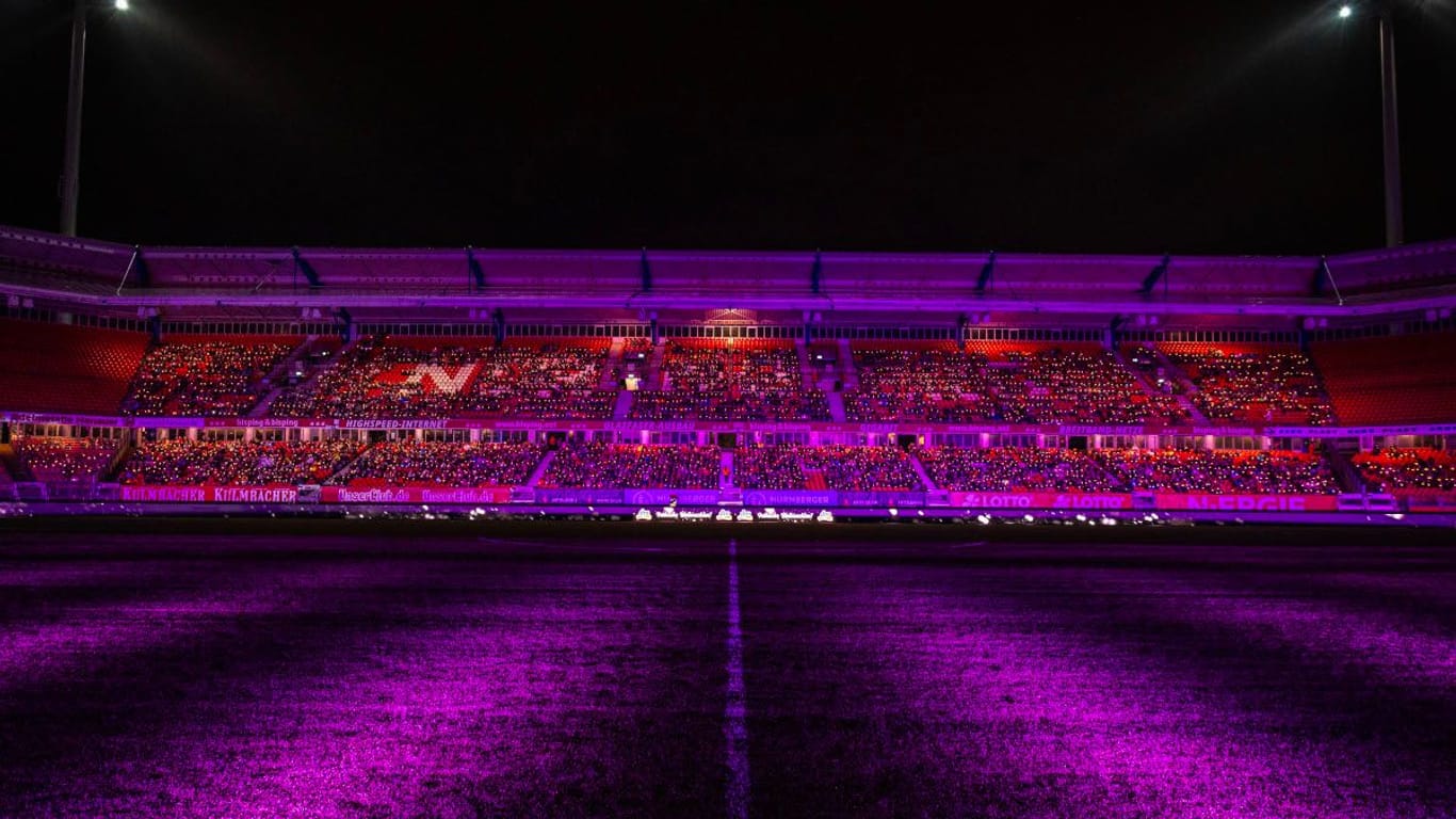 Adventssingen im Max-Morlock-Stadion (Archivbild): Ein Euro vom Ticketpreis wird zugunsten eines guten Zwecks gespendet.