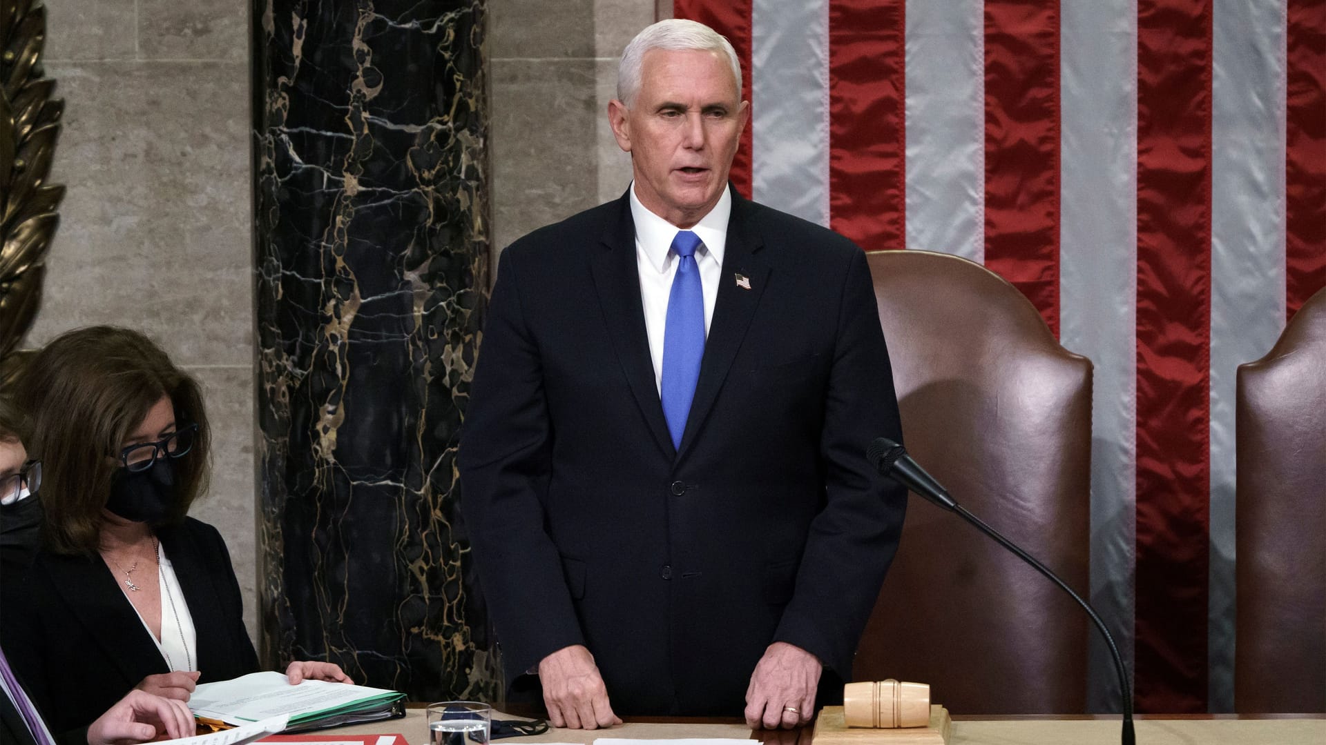 Nach dem Sturm auf das Kapitol: Vize-Präsident Mike Pence am 7. Januar 2021 im US-Kongress.