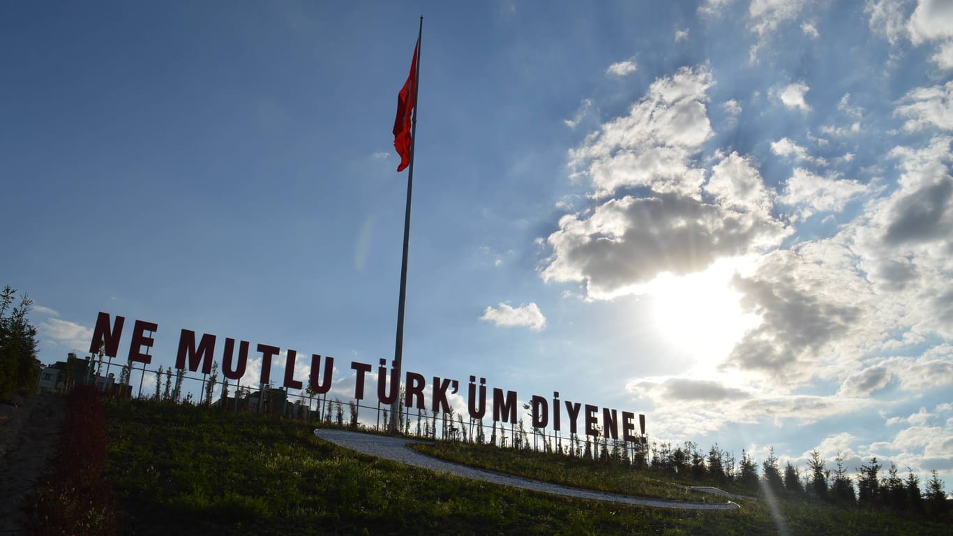 Ein Park in Ankara erinnert an die Opfer des gescheiterten Putschversuchs im Jahr 2016, für den die türkische Regierung Fethullah Gülen verantwortlich macht.