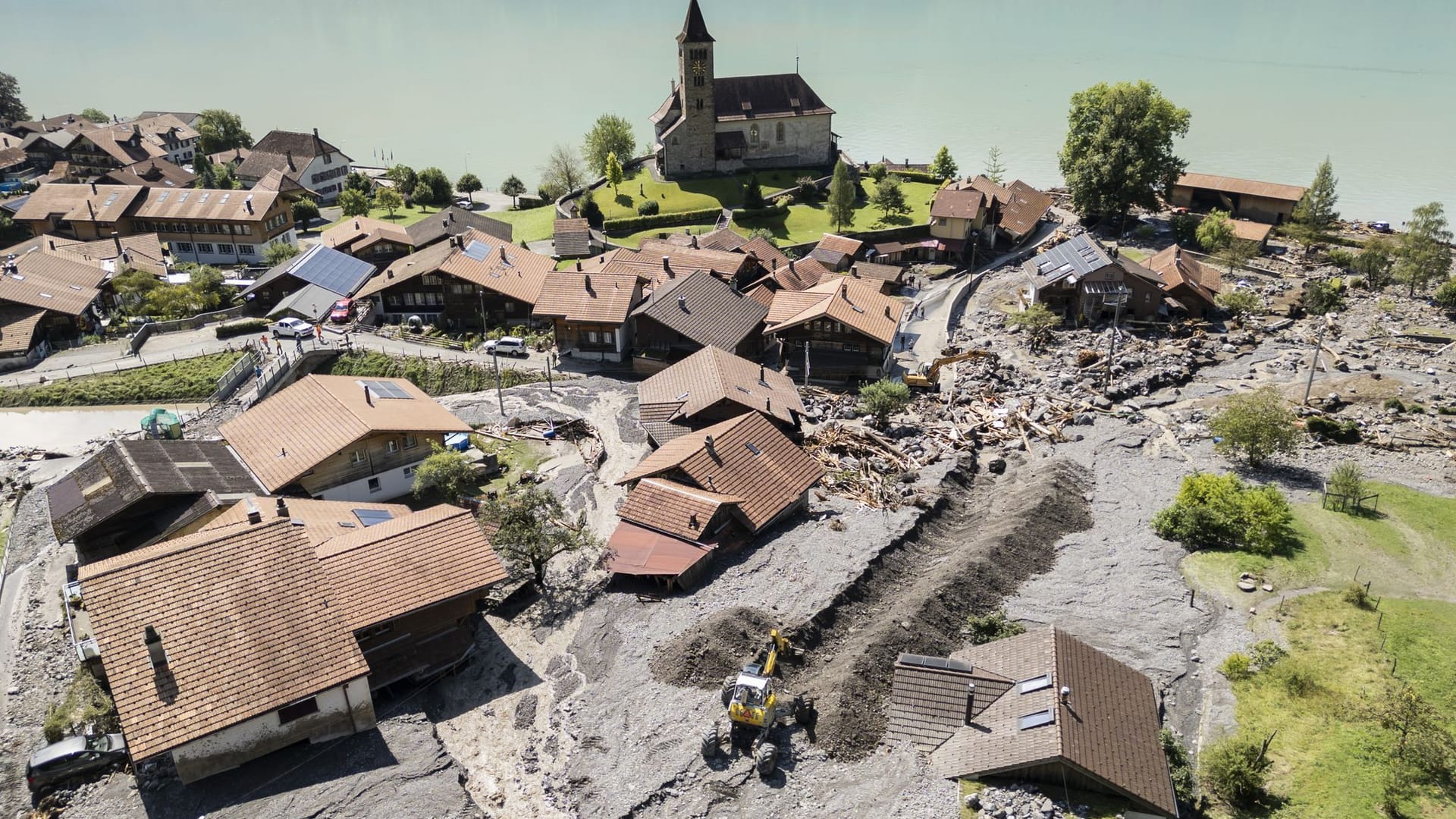 Ein Murgang hat einen Teil des Dorfes Brienz im August verwüstet. (Archivbild)