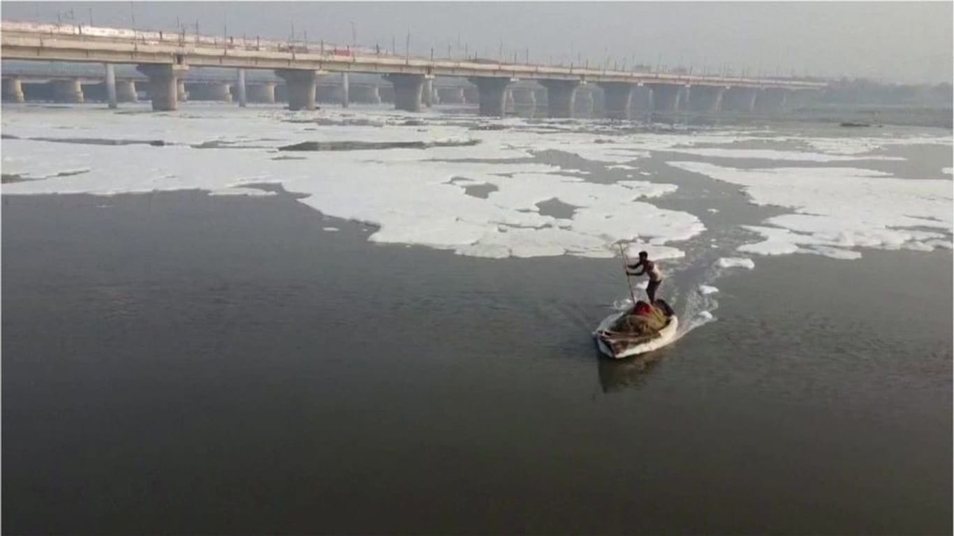 Das Wasser des Yamuna ist dauerhaft vergiftet.