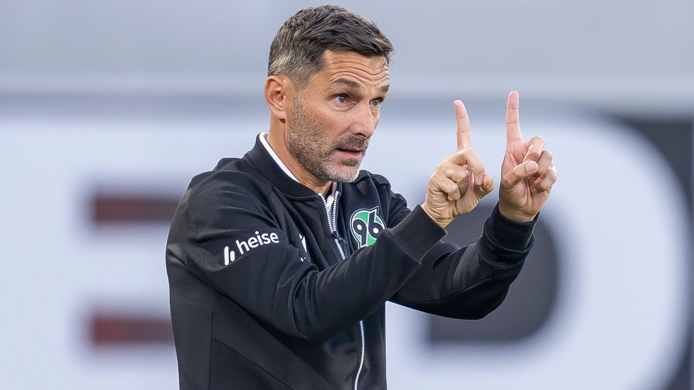 Trainer Stefan Leitl von Hannover 96