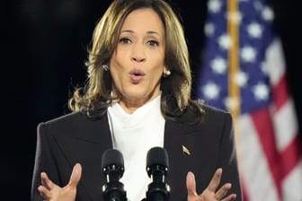 Election 2024 Harris