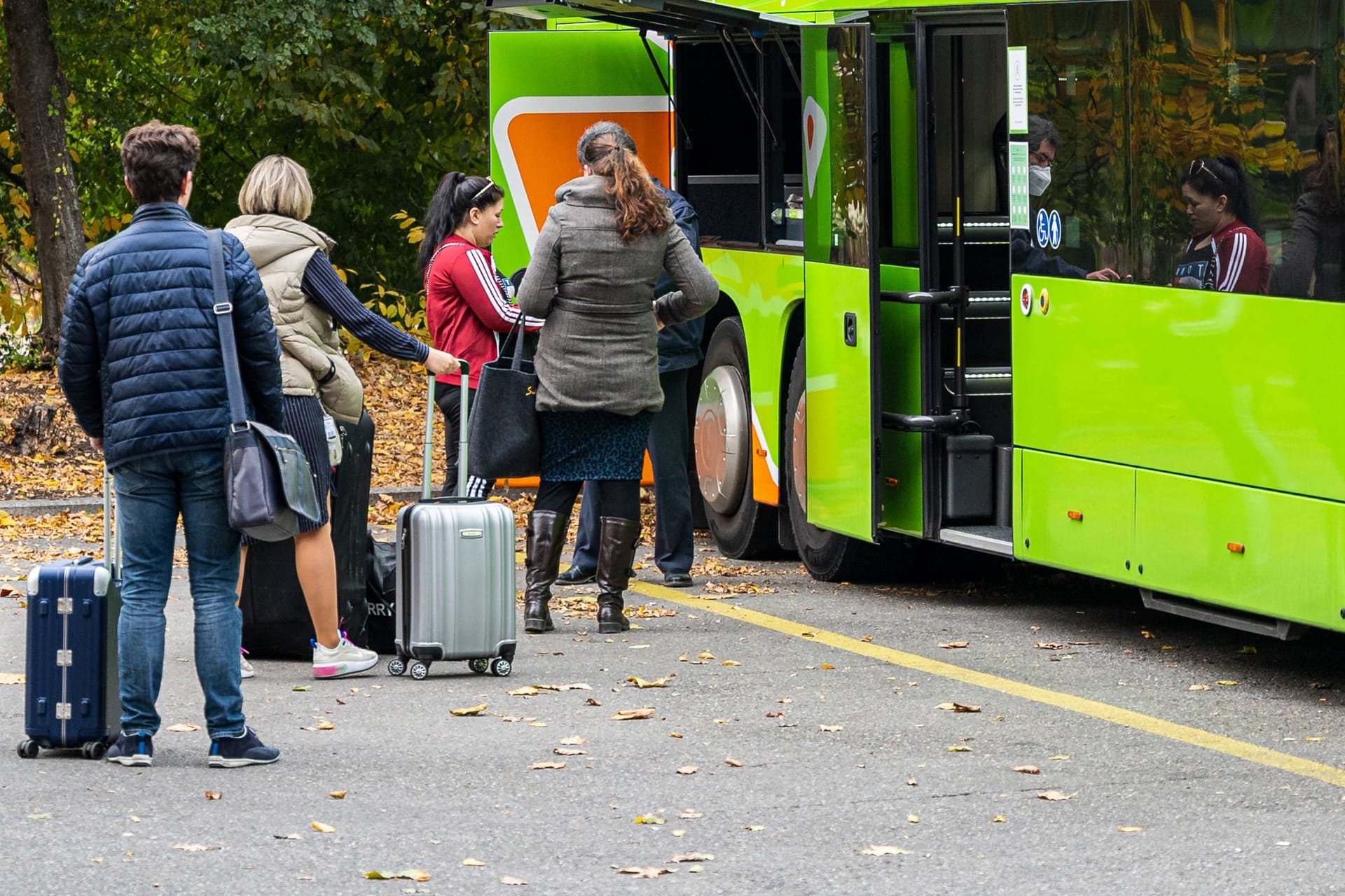 Vor dem Einsteigen kurz prüfen: Einige Indizien verraten den Zustand des Busses.