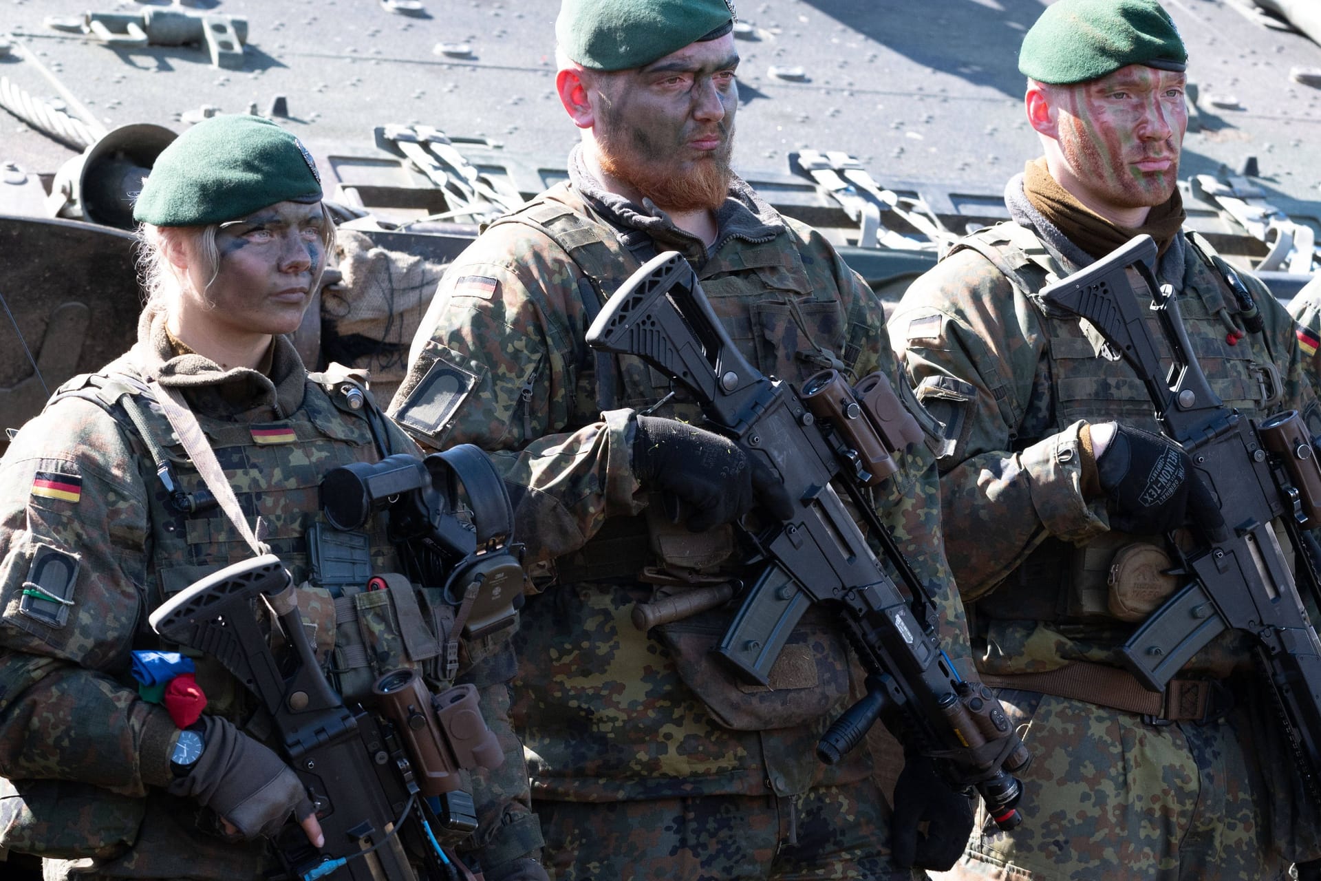 Bundeswehrsoldaten: Werden sie bald in der Ukraine als Friedenstruppe eingesetzt? (Archivbild)