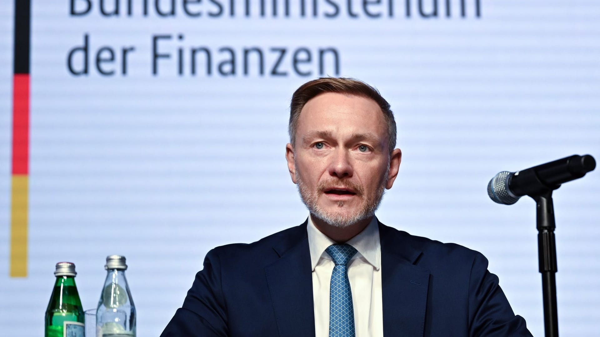 Bundesfinanzminister stellt Ergebnisse der Steuerschätzung vor