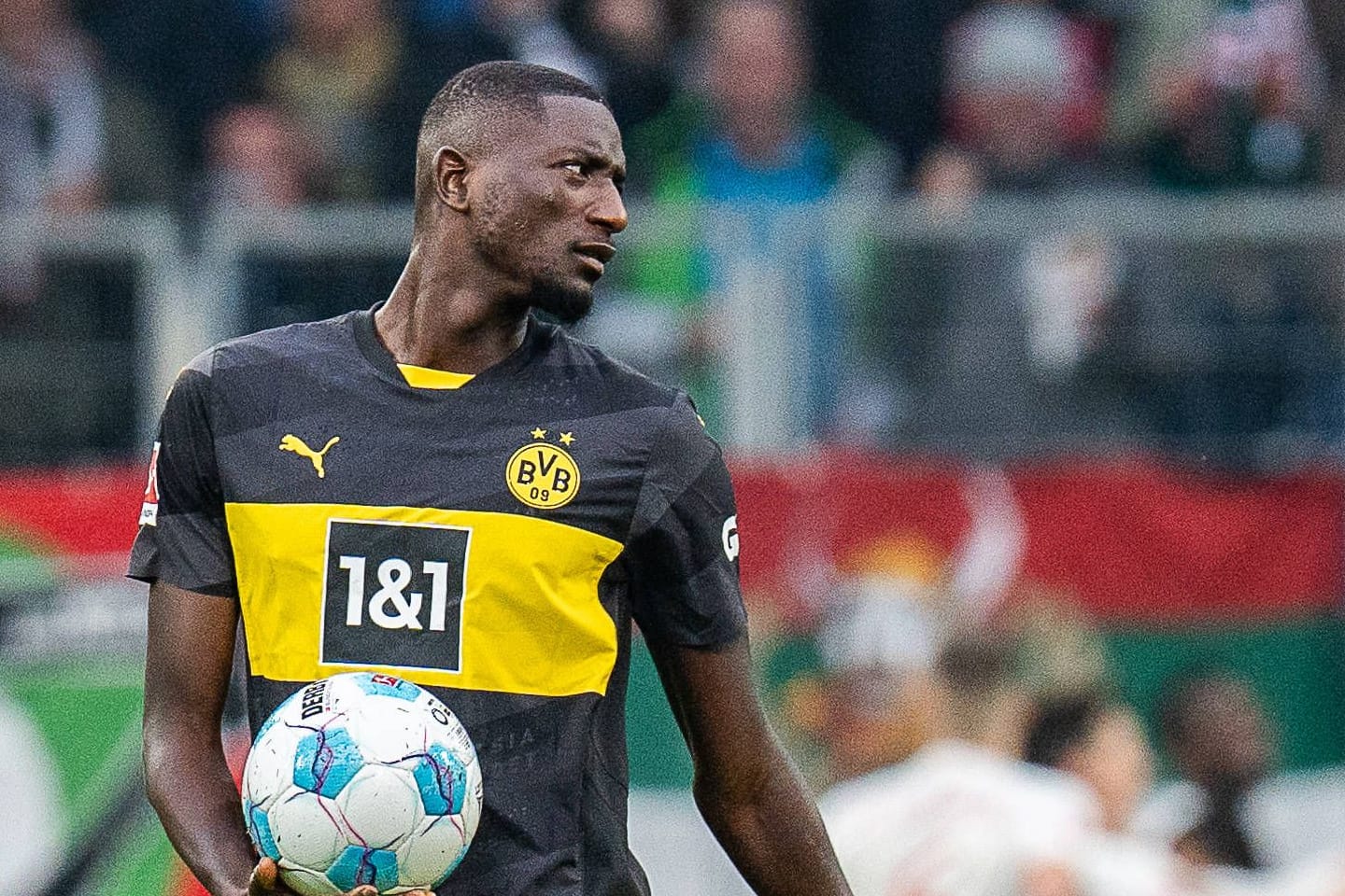 Serhou Guirassy ratlos: Für den BVB läuft es aktuell nicht rund.