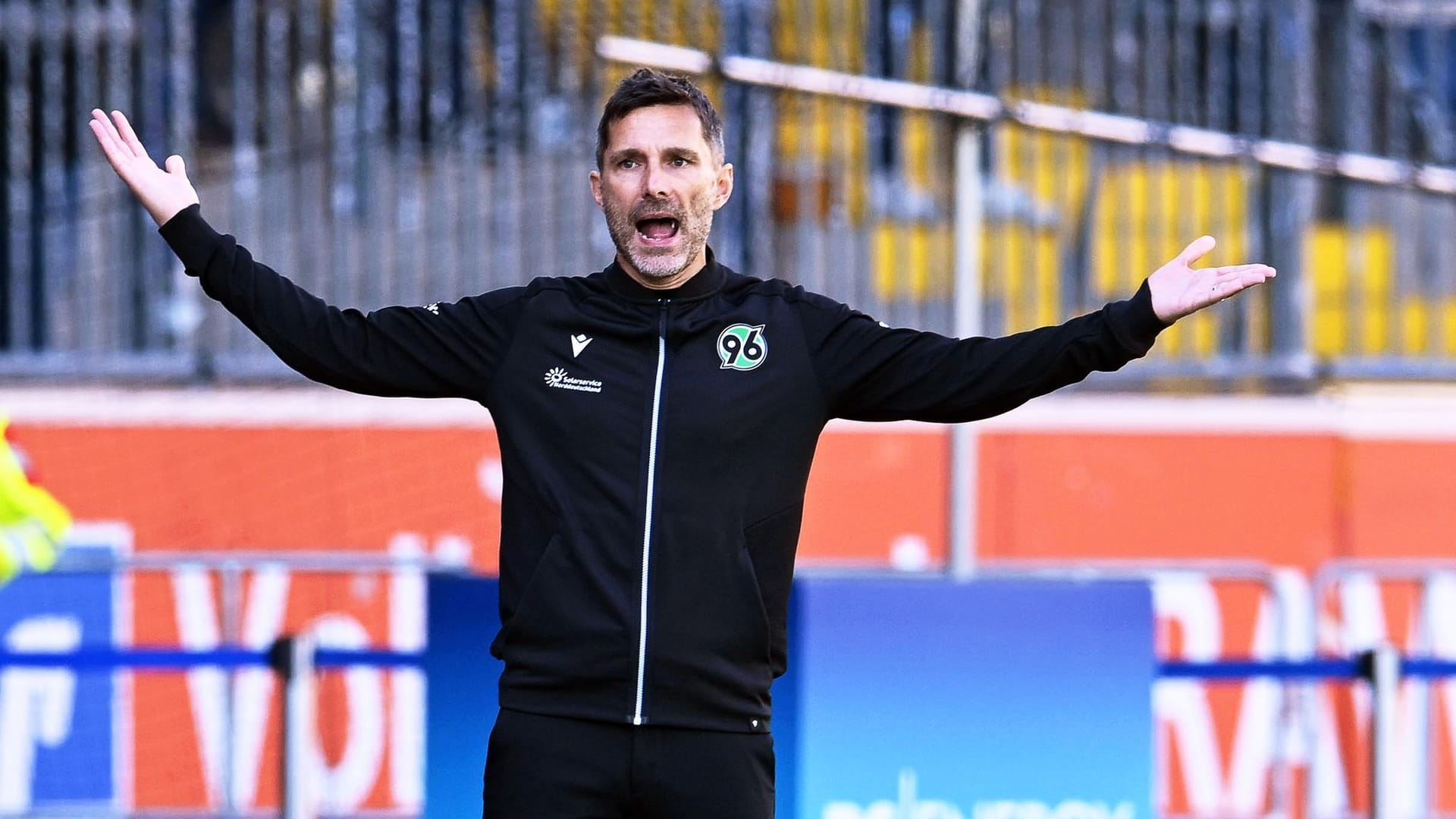 Trainer Stefan Leitl von Hannover 96