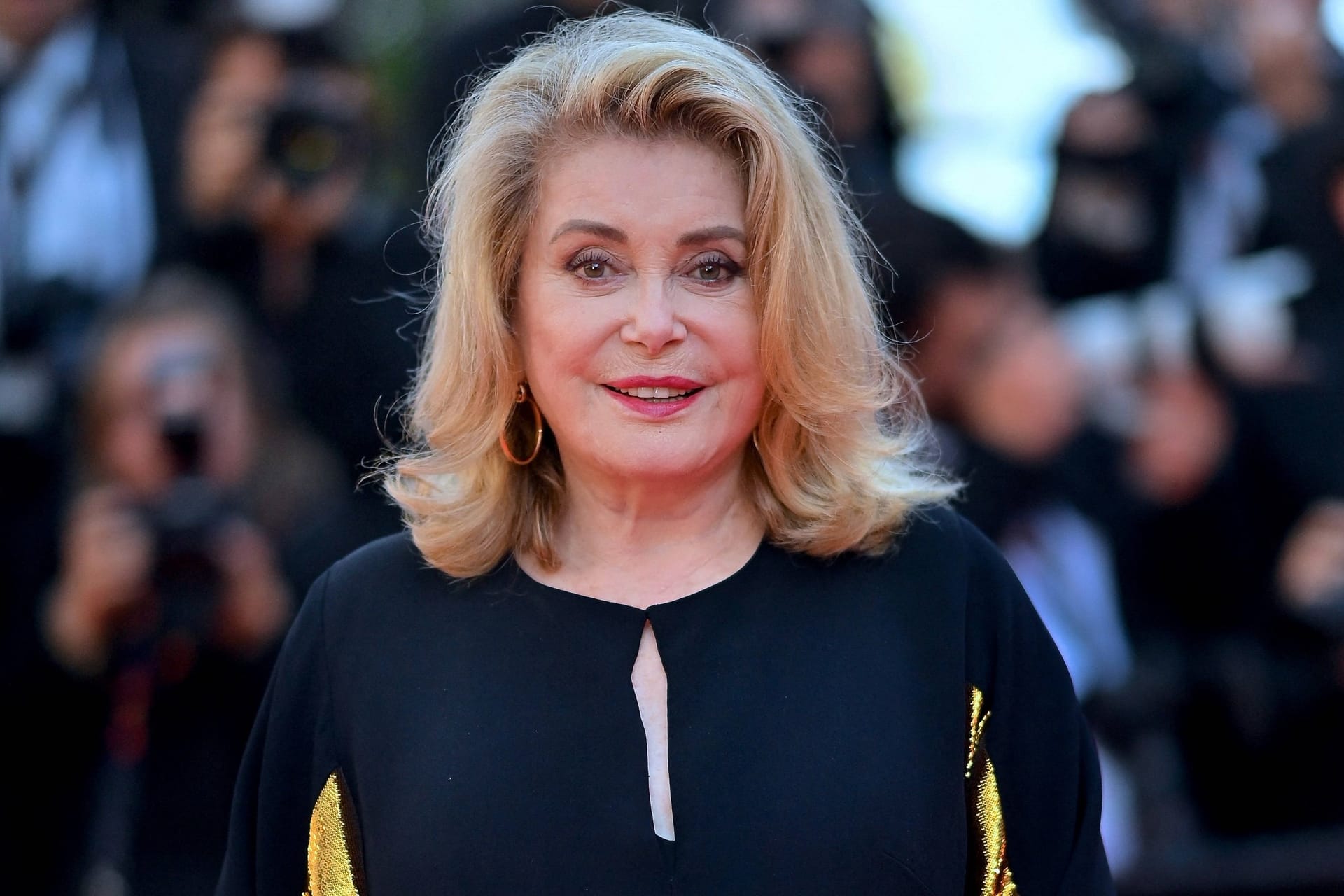 Im Mai 2024: So sieht Catherine Deneuve heute aus.