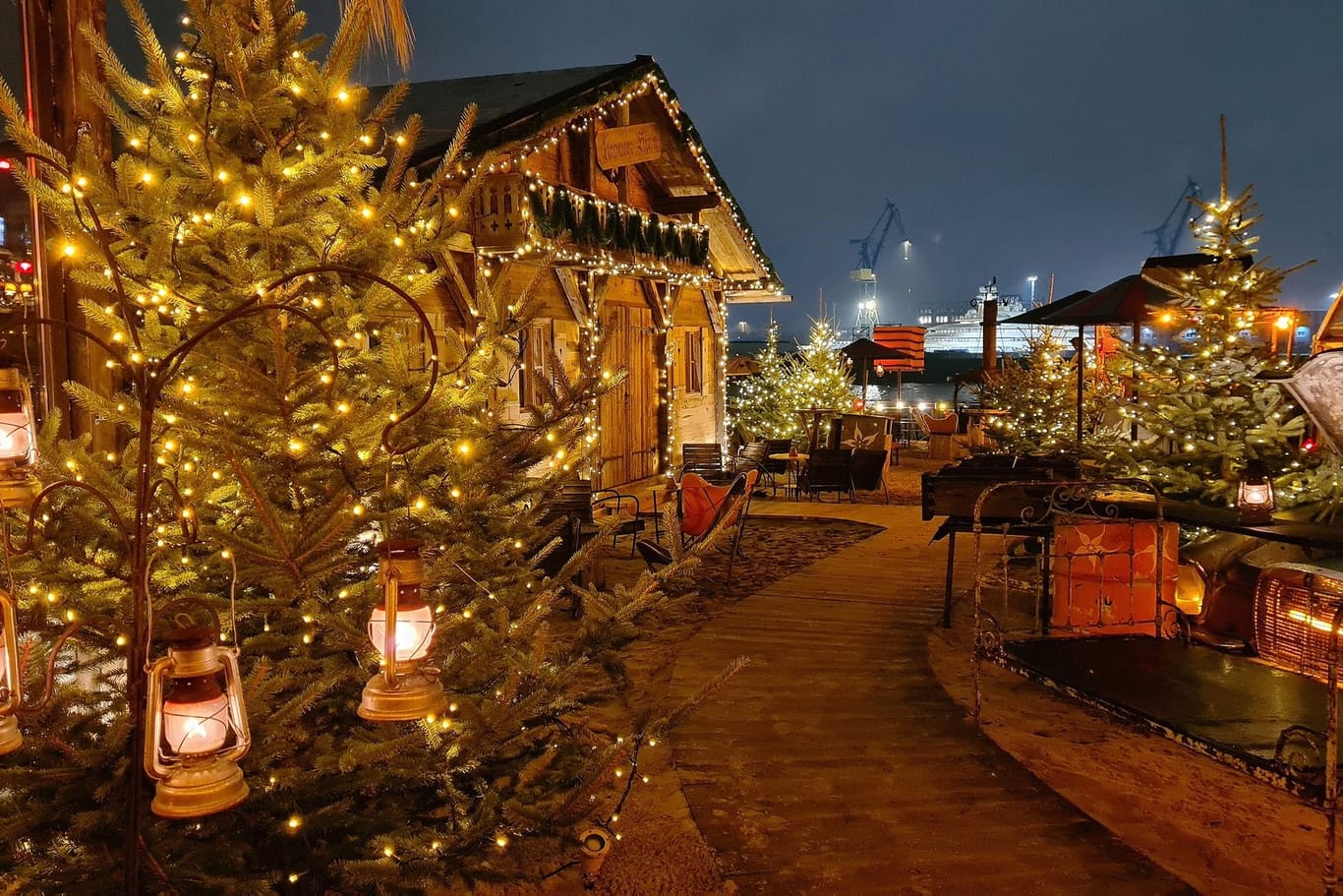 Noch laufen die Vorbereitungen für den Weihnachtsmarkt, der am 1. November 2024 starten soll.