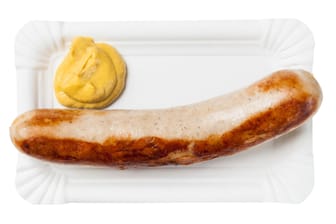 Senf: Am besten schmeckt er zusammen mit einer Bratwurst.