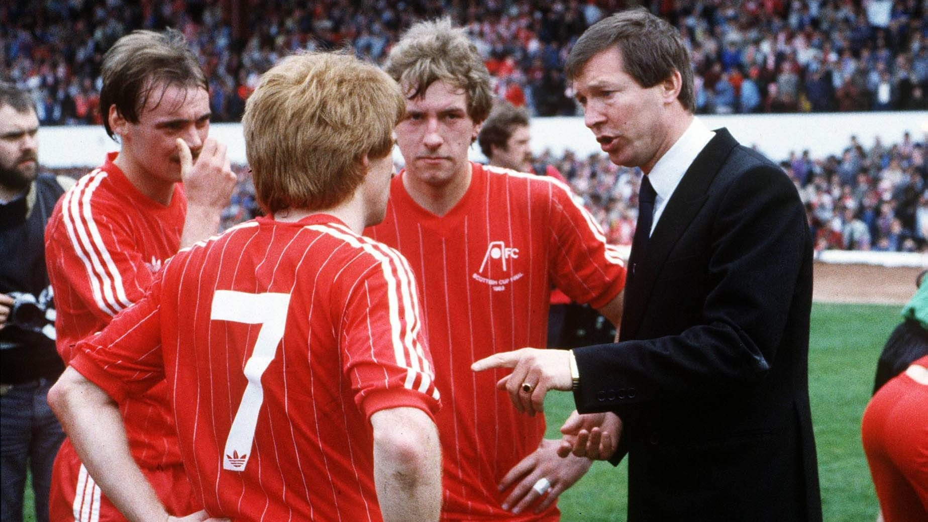 In den 1980er-Jahren gewann Sir Alex Ferguson (r.) mit Aberdeen drei schottische Meistertitel (80, 84, 85), vier Pokalsiege (82, 83, 84, 86) sowie den Europokal der Pokalsieger (83).