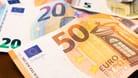 Euroscheine: Der Dezember bringt Steuerzahlern in Deutschland mehr Geld.