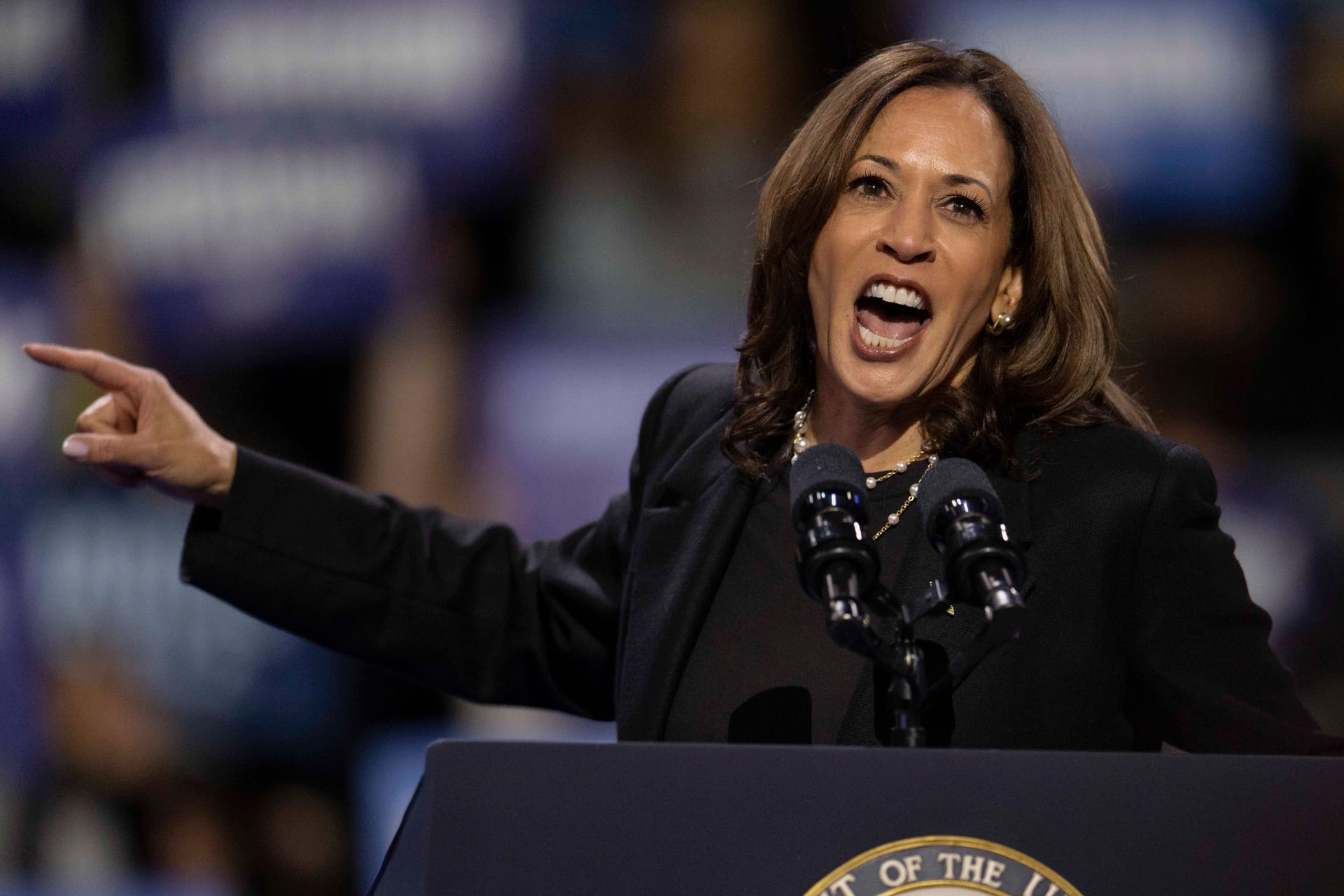 Kritische Endphase im US-Wahlkampf: Kamala Harris versucht insbesondere an schwarze Männer zu appellieren.