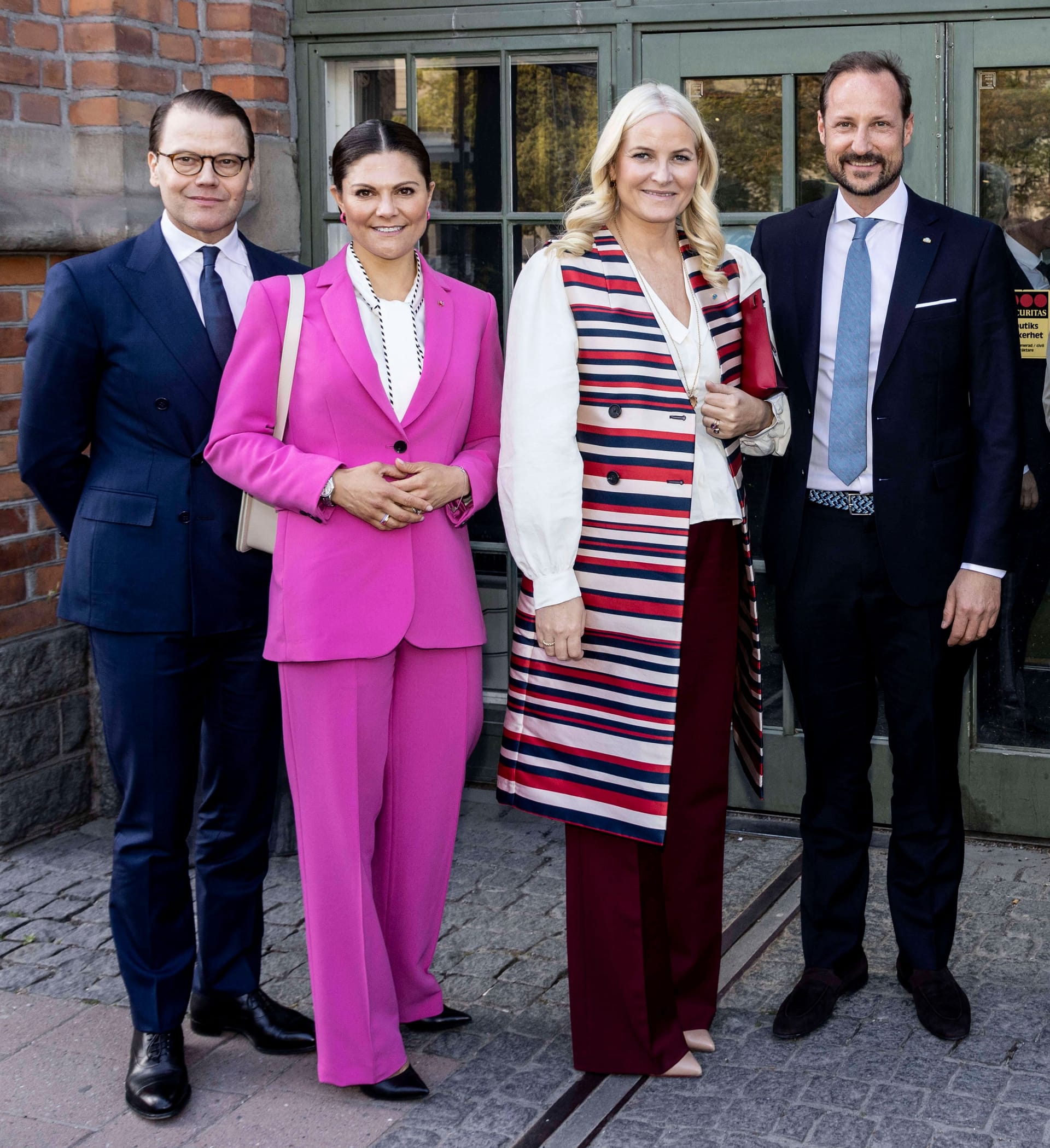 Prinz Daniel, Kronprinzessin Victoria, Kronprinzessin Mette-Marit und Kronprinz Haakon kommen ebenfalls nach Deutschland.