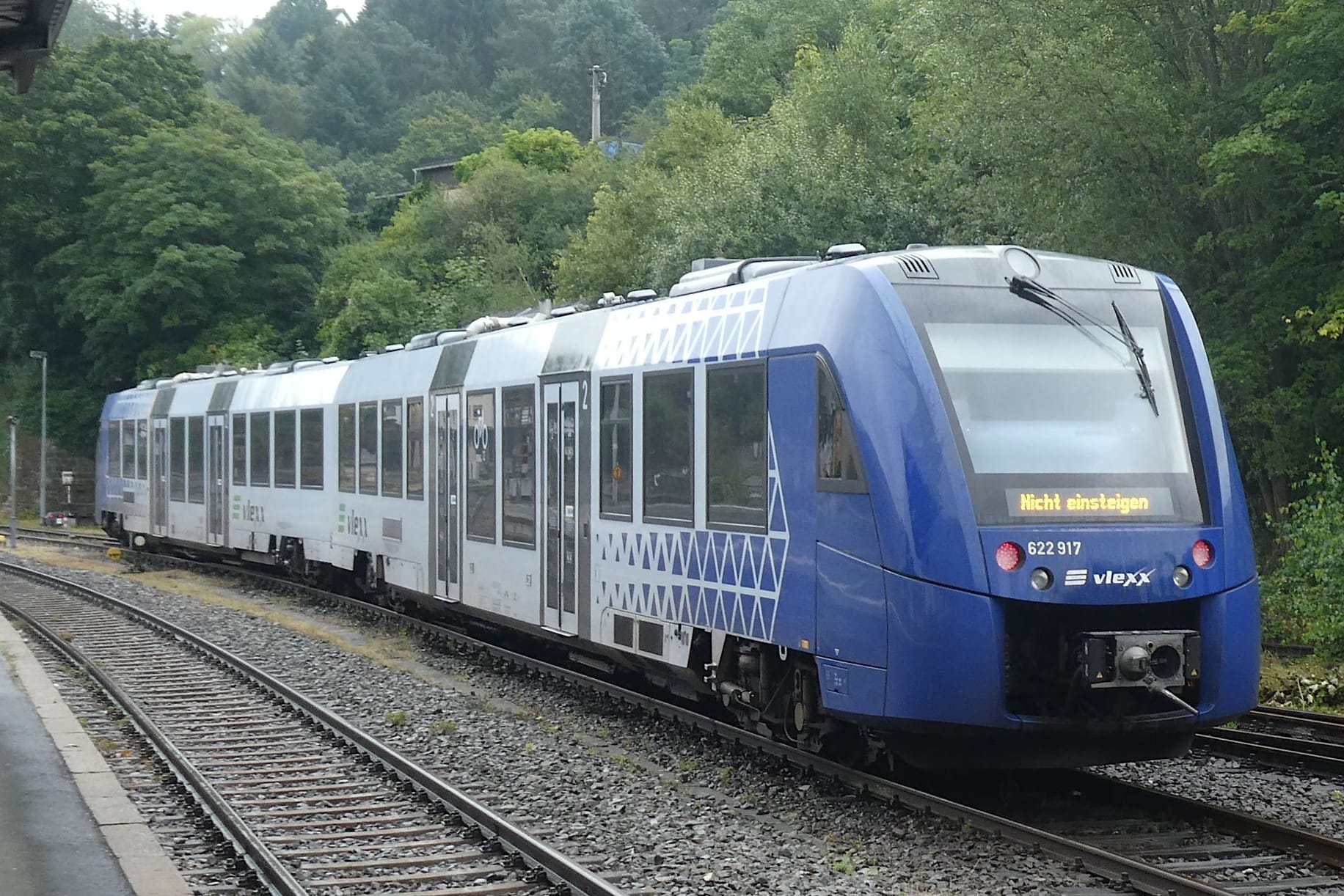 RE 3: Auf der Linie zwischen Saarbrücken und Frankfurt (Main) werden Züge der Reihe VT 622 eingesetzt.