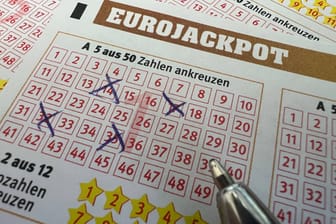 Tippschein des Eurojackpots (Symbolfoto).