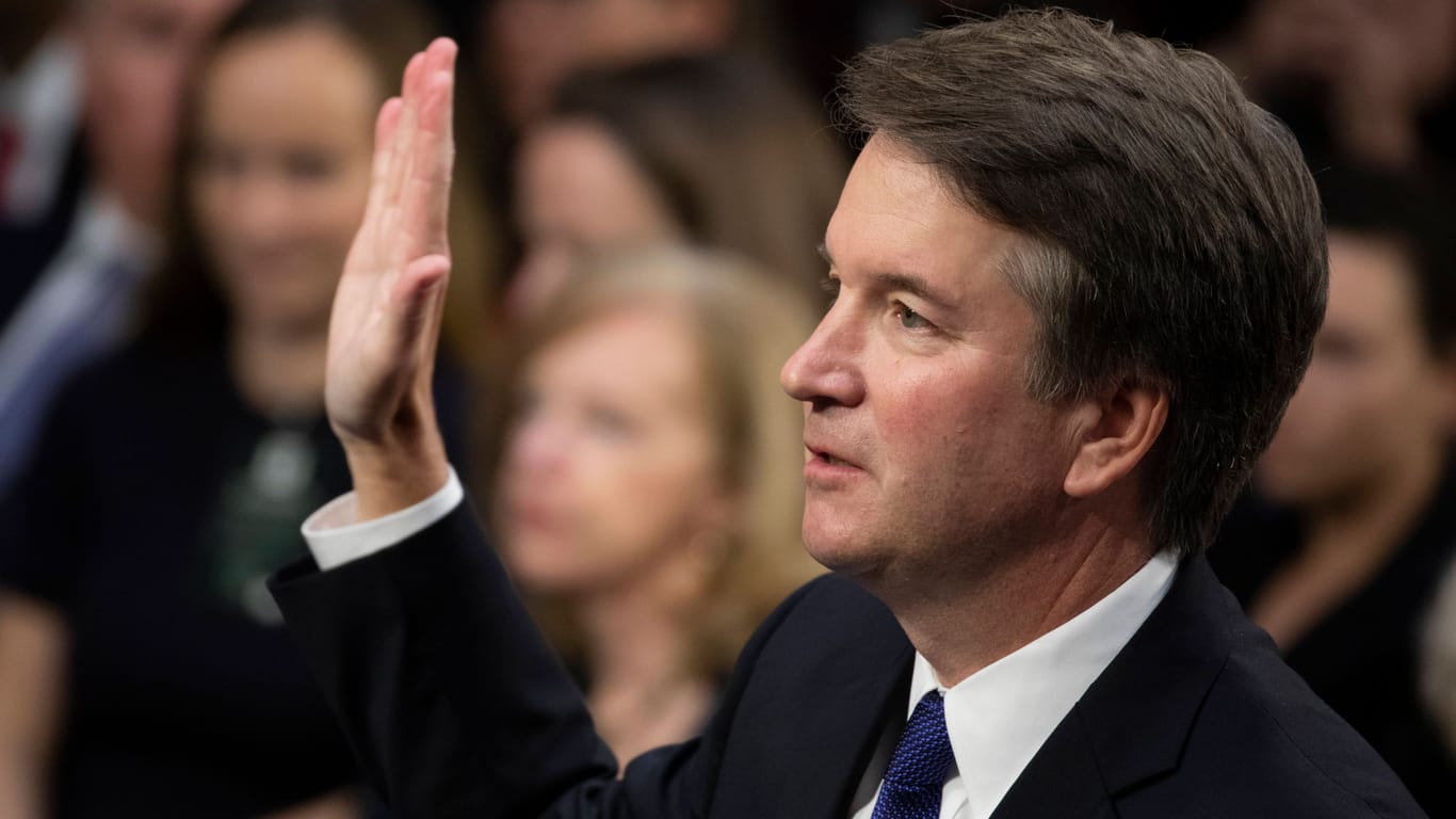 Brett Kavanaugh, einer der Richter, die Trump an den Supreme Court bestellt hat, während einer Anhörung im Senat (Archivbild).