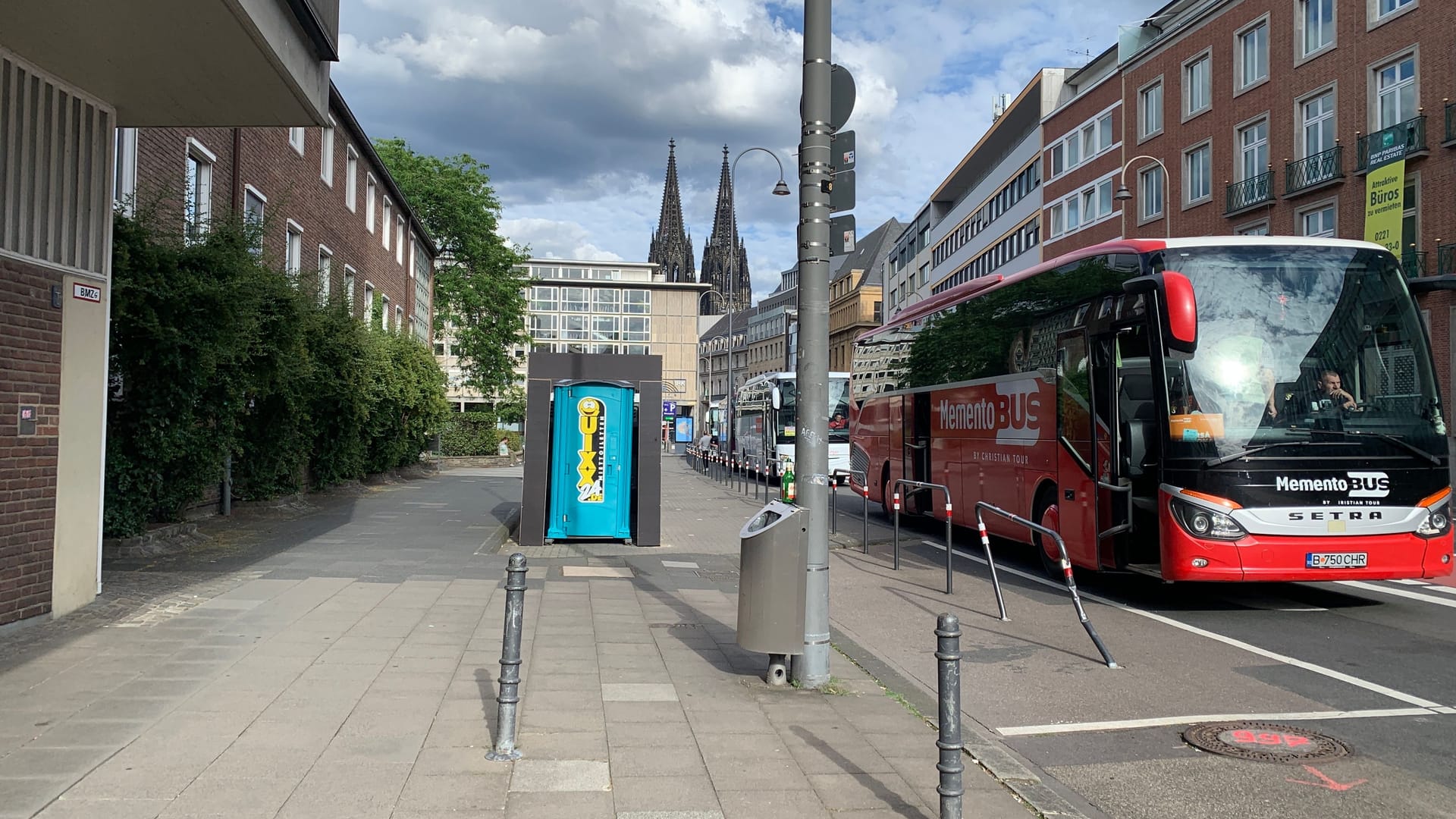 Das Busterminal in der Gereonstraße: Bis zu acht Busse können hier halten.