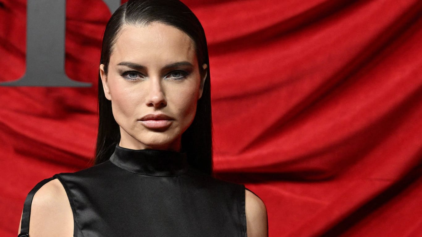 Adriana Lima: Das Model kehrt auf den Kult-Catwalk von Victoria's Secret zurück.