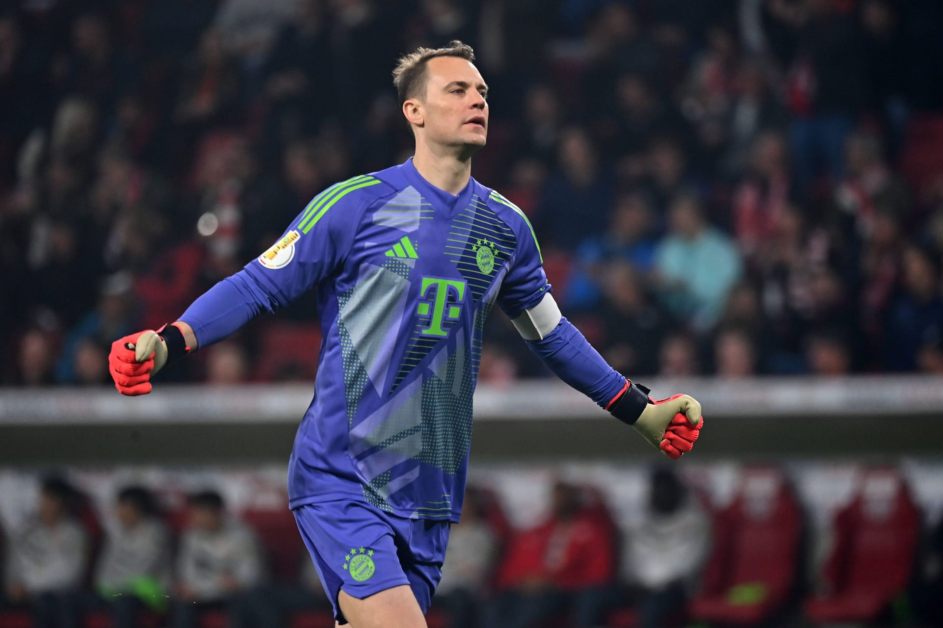 Manuel Neuer: Mal wieder so gut wie nicht gefordert. Beim Schuss in Hälfte zwei zur Stelle (59.). Kurz danach klärte er in Libero-Position weit vorm Tor (61.). Sicherte sich am Ende noch mal einen Ball im Nachfassen (83.). Blieb ohne Gegentor. Note 3