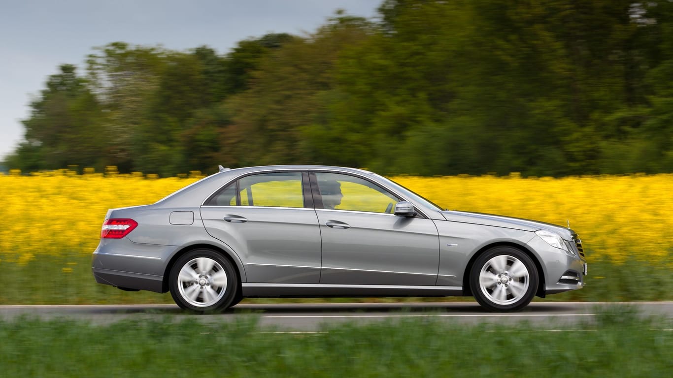 Mercedes-Benz E-Klasse Limousine von 2011