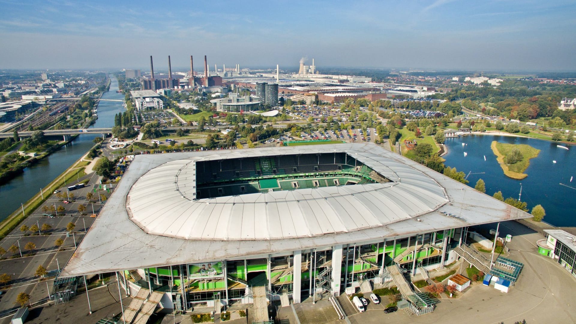 Die Volkswagen Arena in Wolfsburg